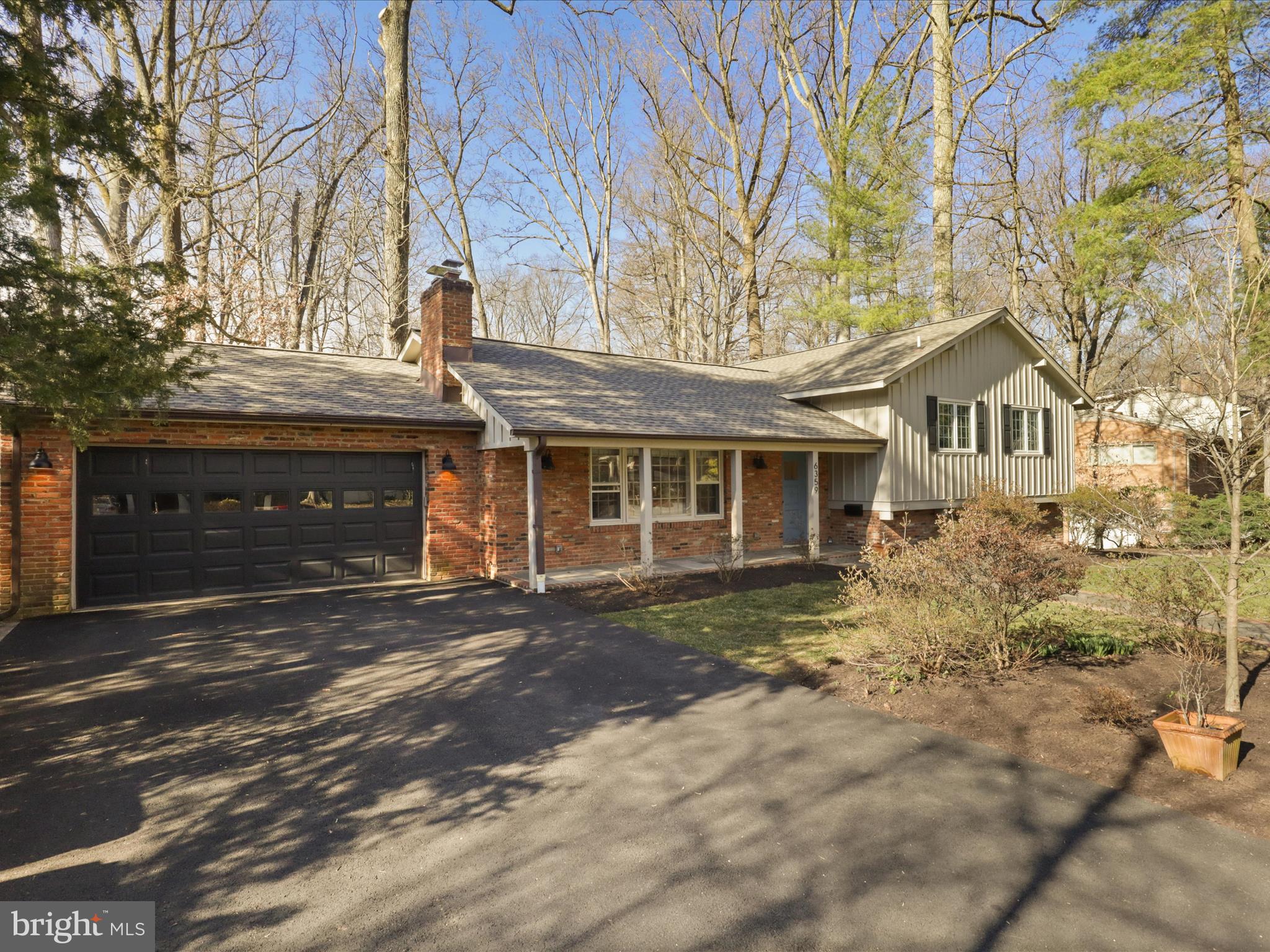 BARCROFT LAKE SHORES - Residential