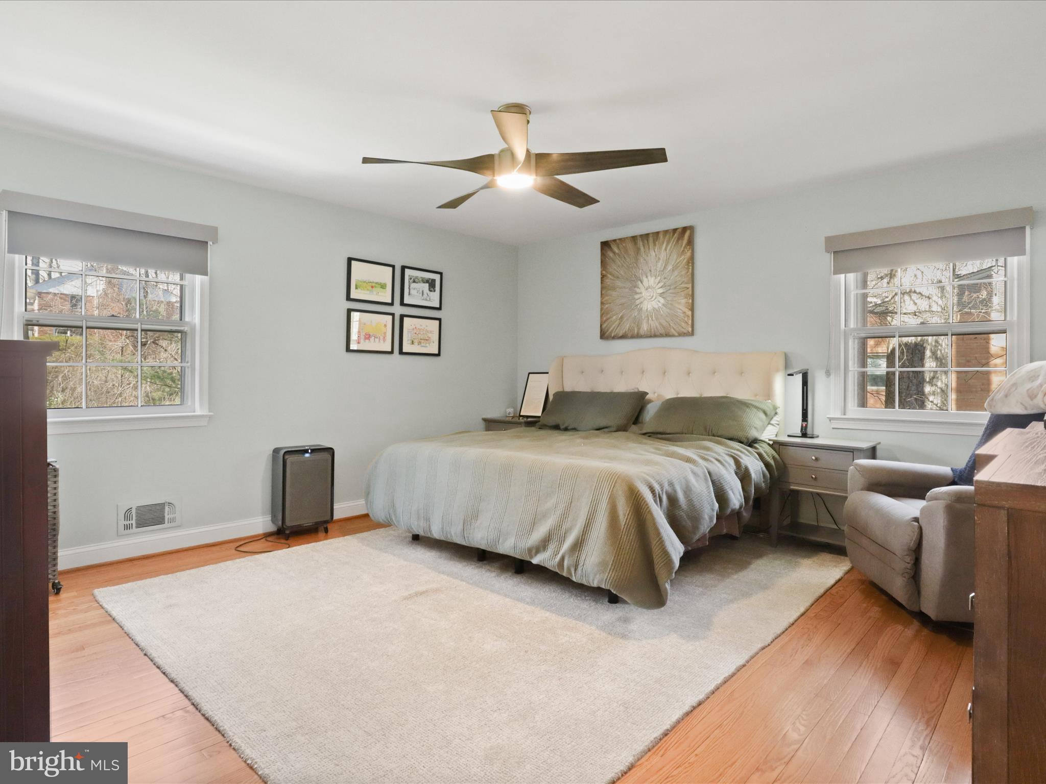 BARCROFT LAKE SHORES - Residential