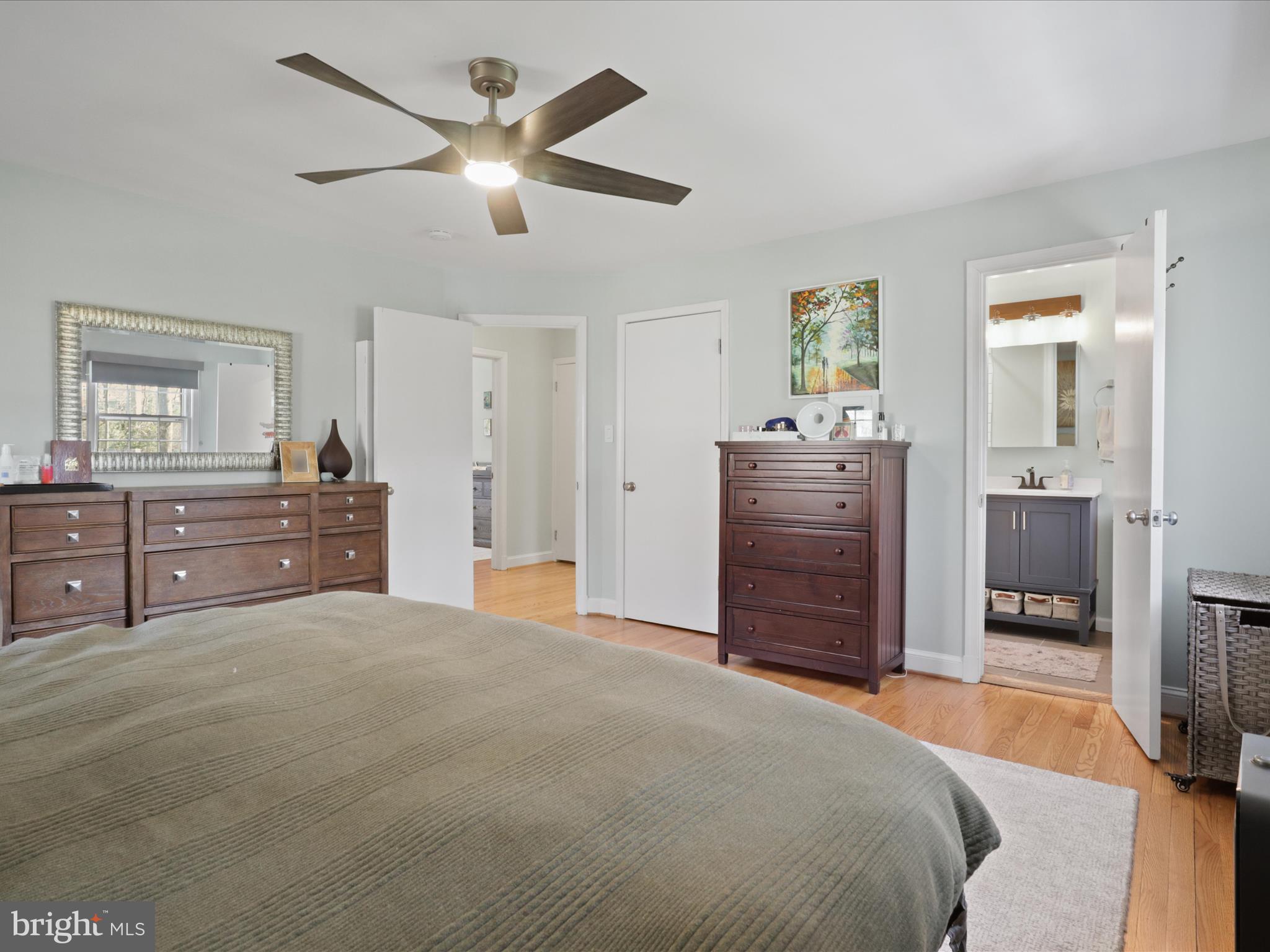 BARCROFT LAKE SHORES - Residential