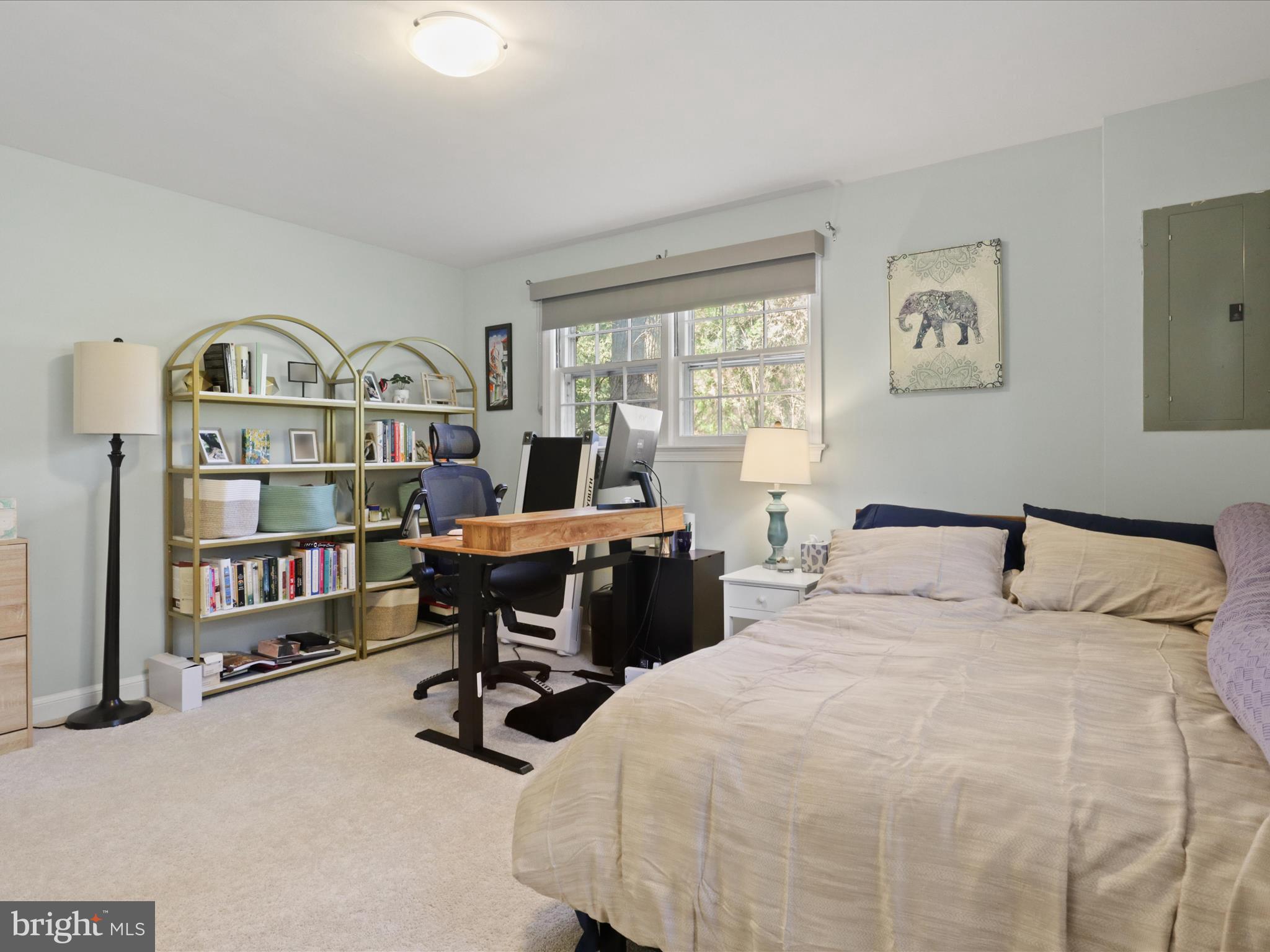 BARCROFT LAKE SHORES - Residential