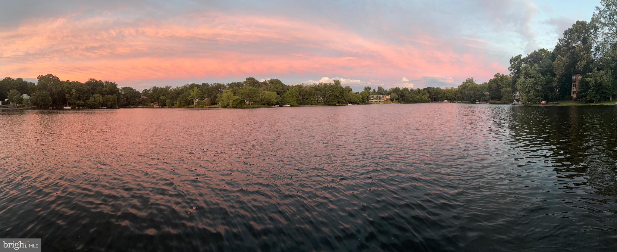 BARCROFT LAKE SHORES - Residential
