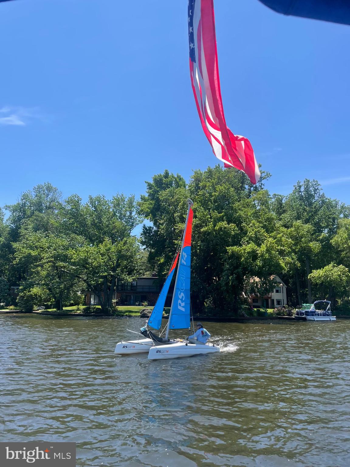 BARCROFT LAKE SHORES - Residential