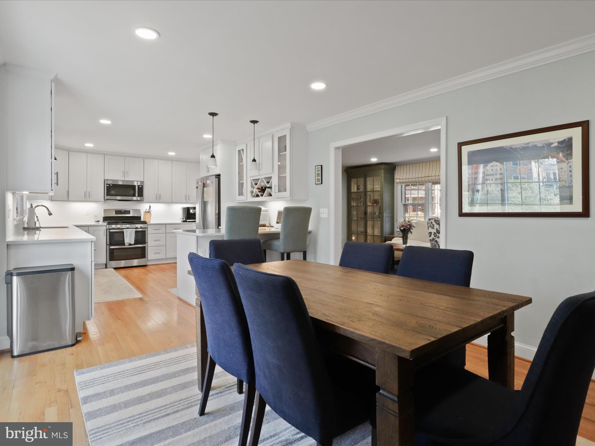 BARCROFT LAKE SHORES - Residential