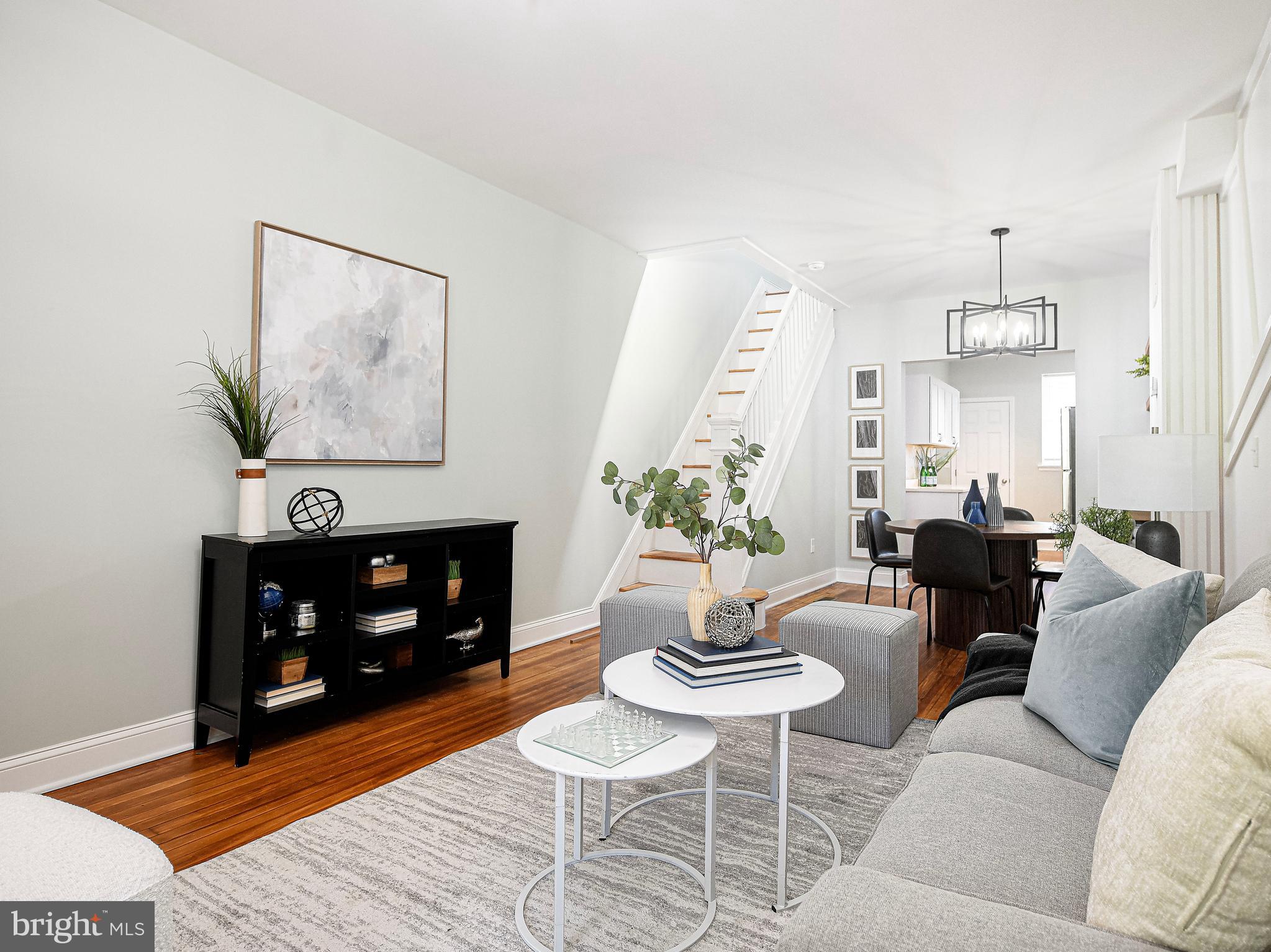 ELLWOOD PARK - Residential