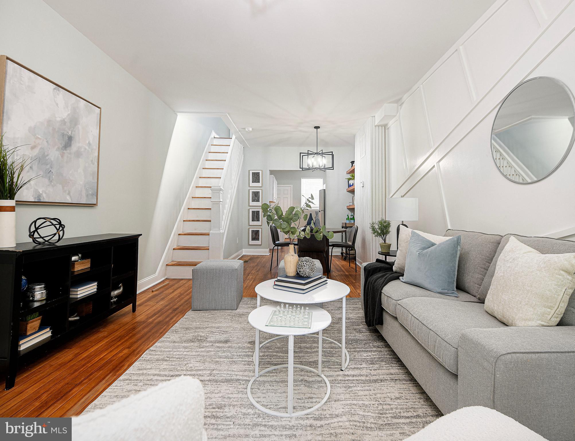 ELLWOOD PARK - Residential