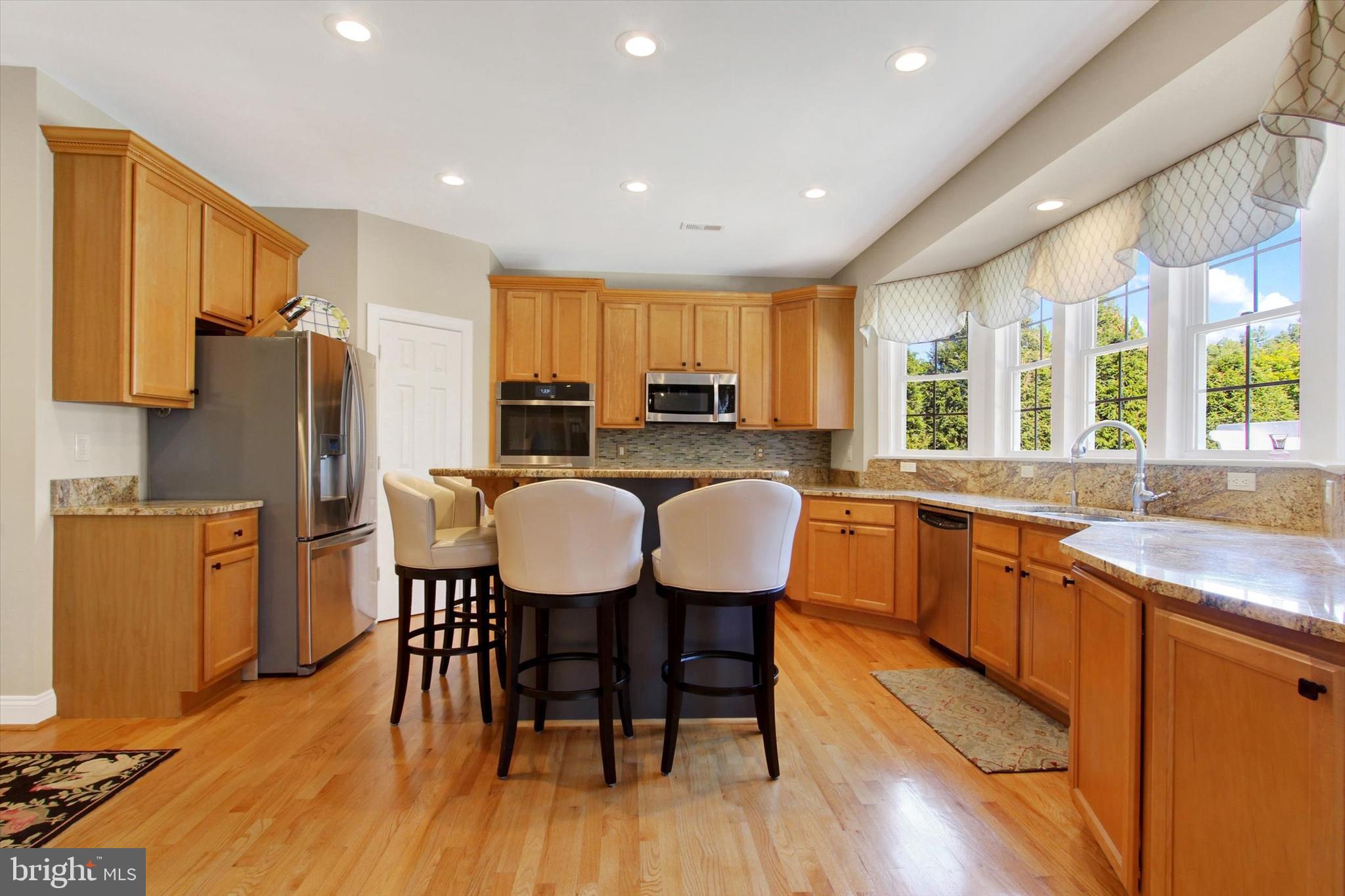 RIVER DOWNS - Residential
