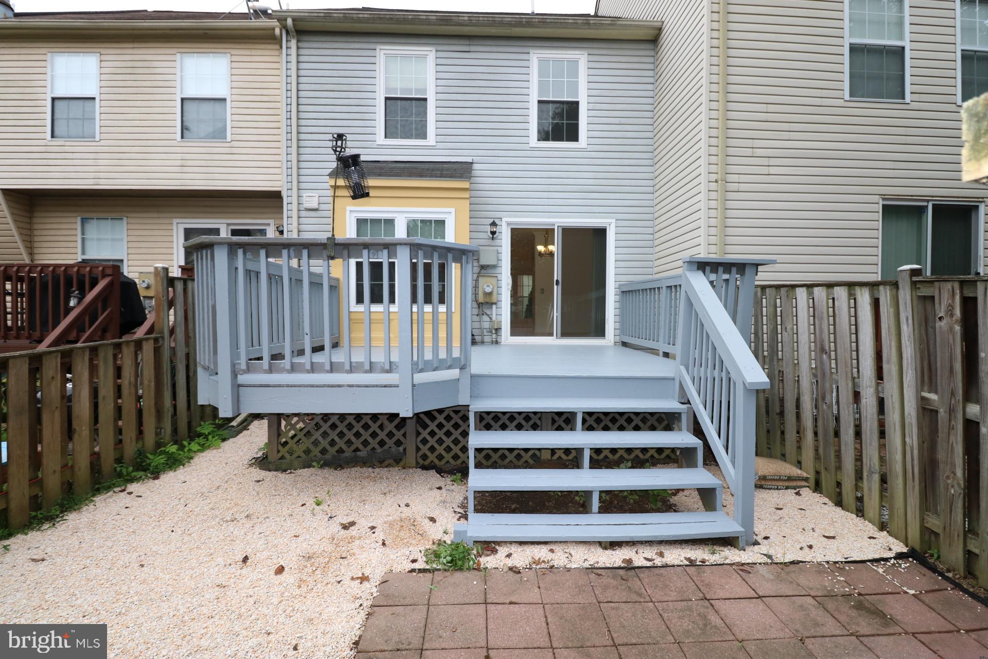 GUNNERS LAKE VILLAGE - Residential Lease