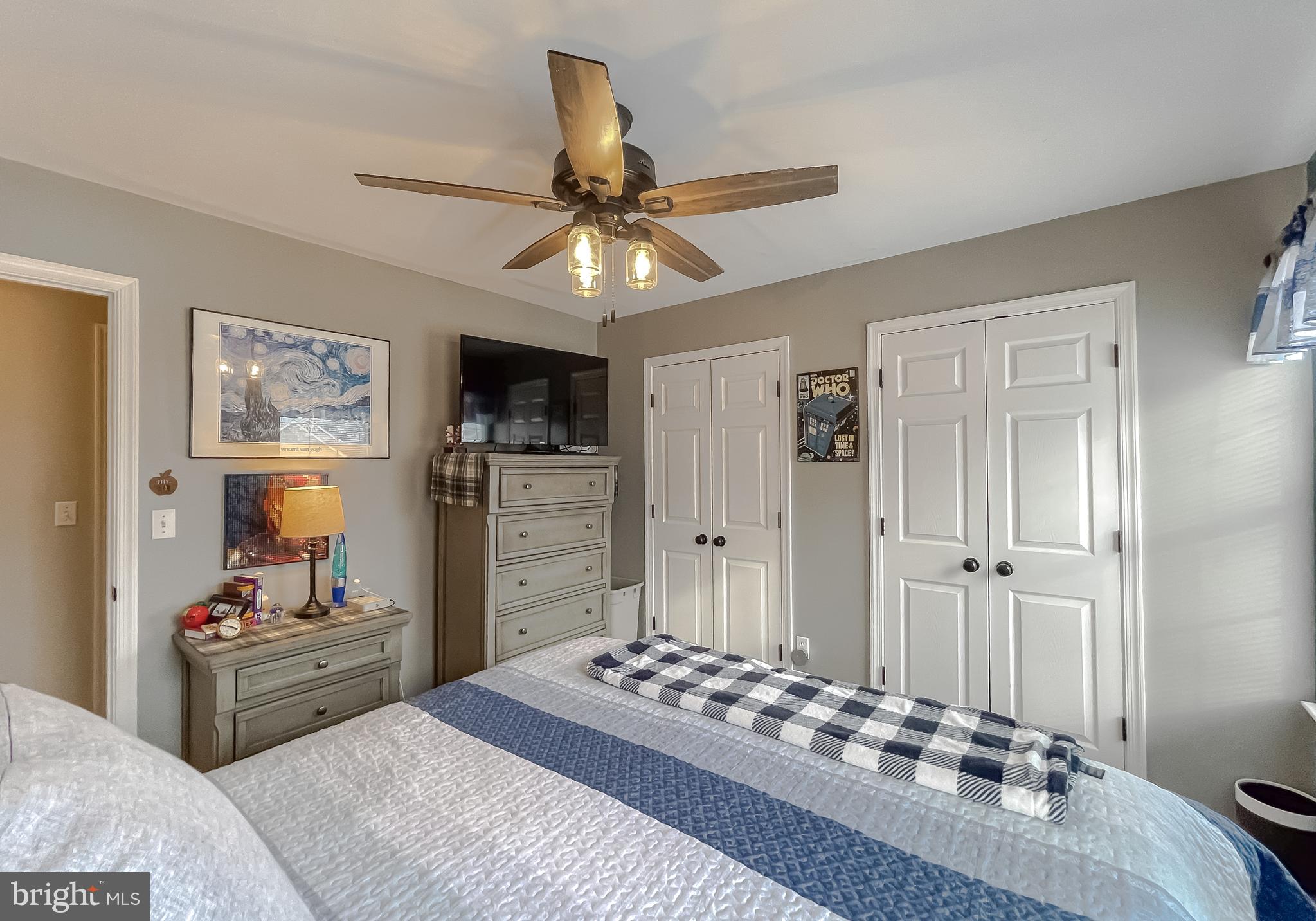 HUNTING QUARTERS - Residential