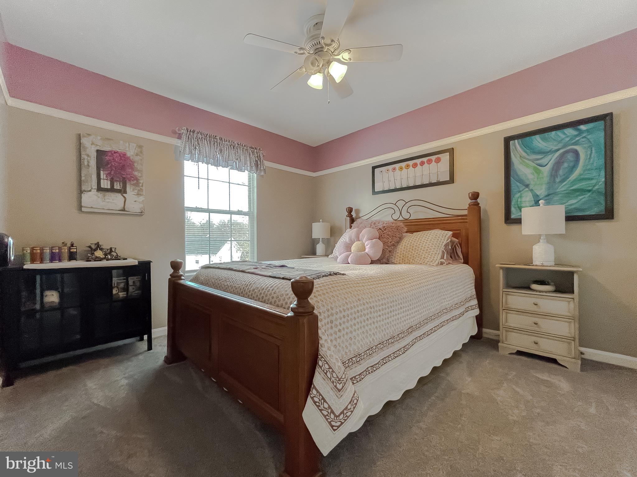 HUNTING QUARTERS - Residential