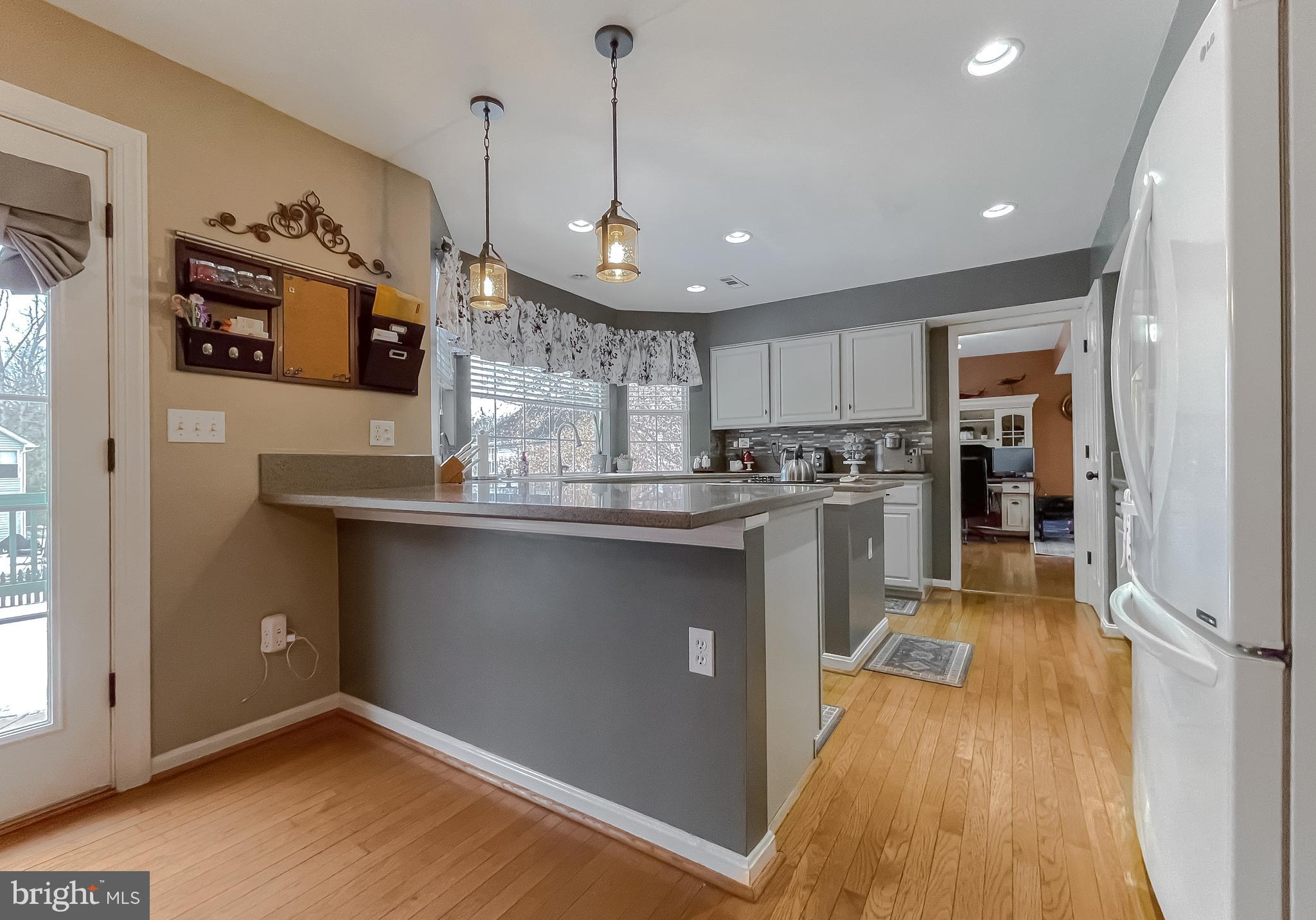 HUNTING QUARTERS - Residential