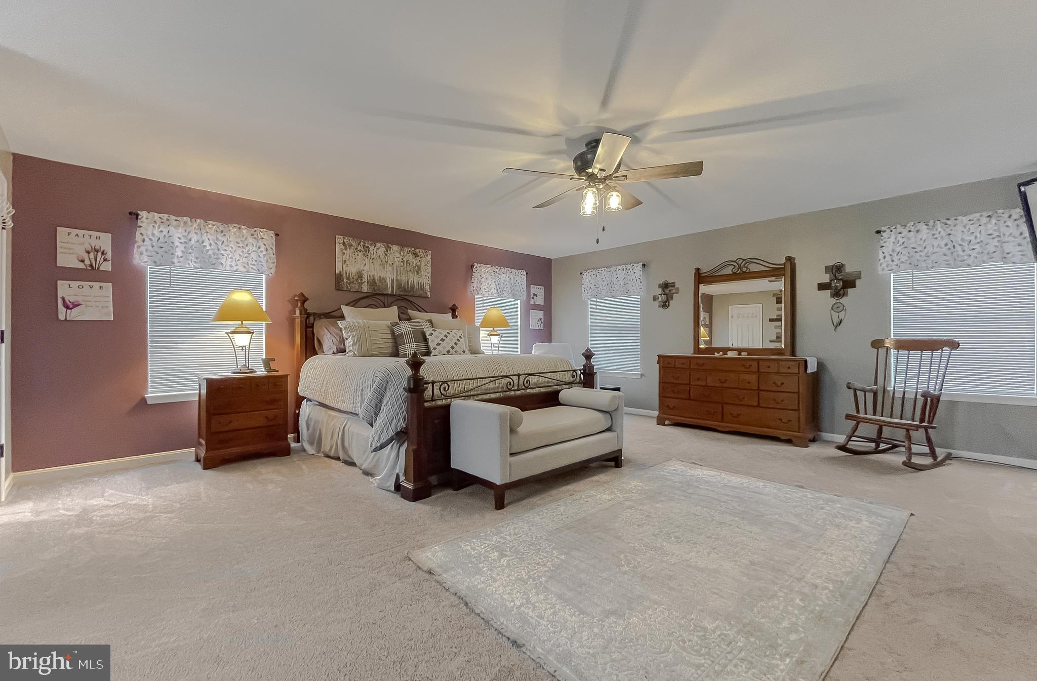 HUNTING QUARTERS - Residential