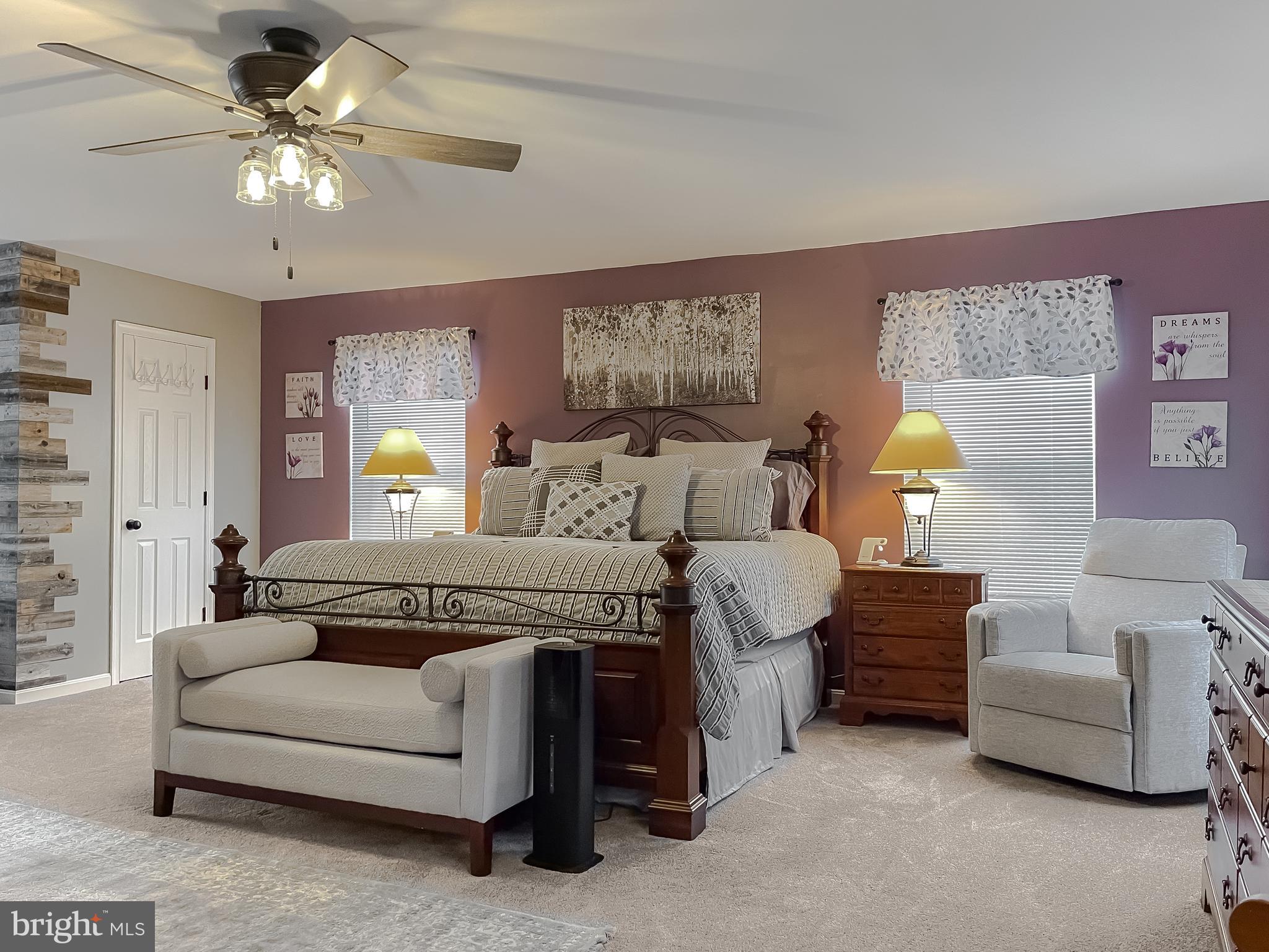HUNTING QUARTERS - Residential