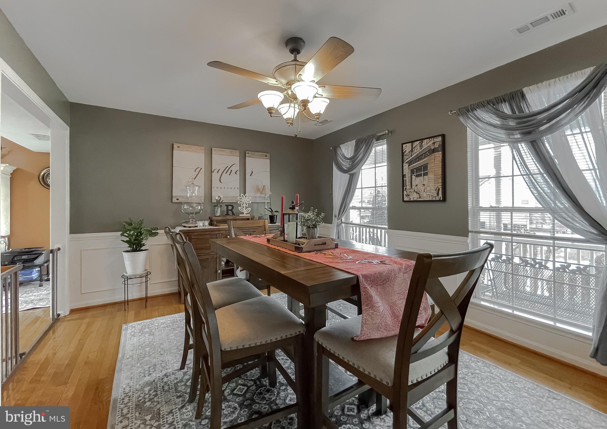 HUNTING QUARTERS - Residential