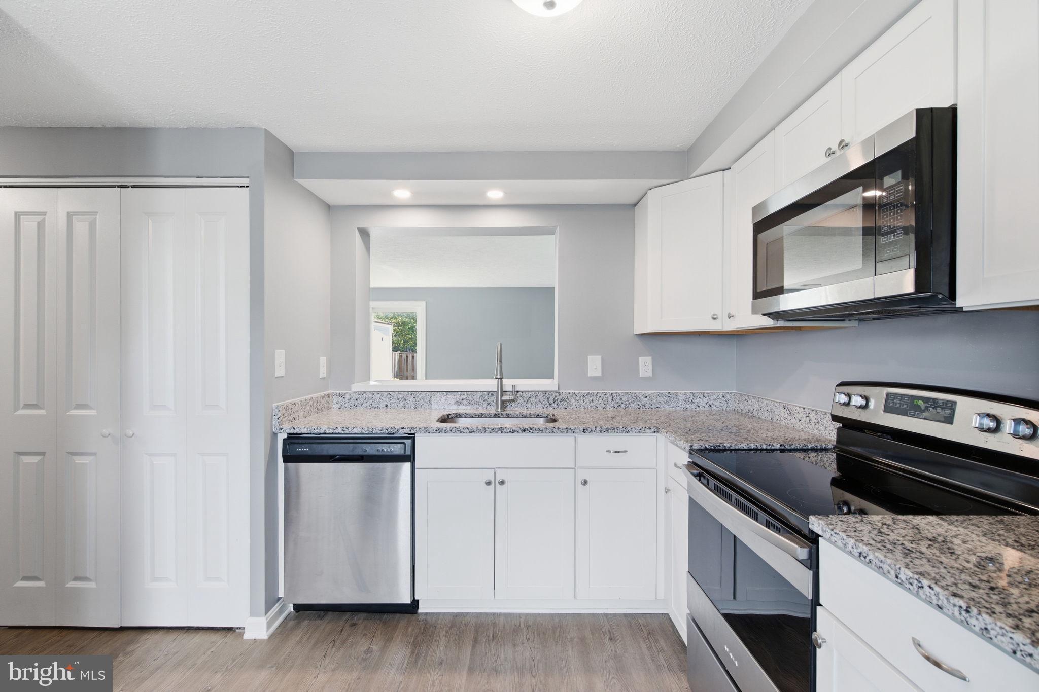 HILLCREST ORCHARDS - Residential