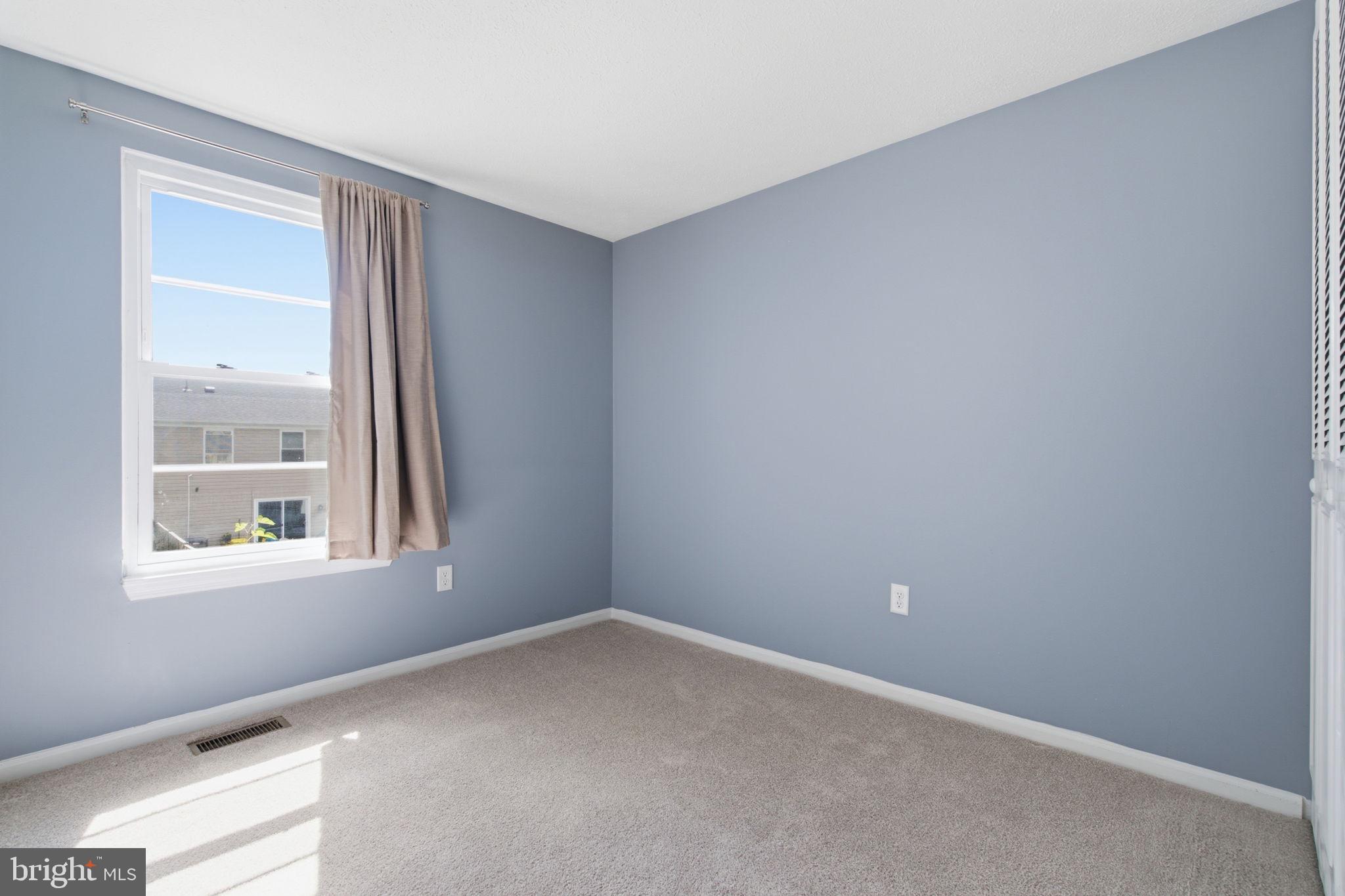 HILLCREST ORCHARDS - Residential