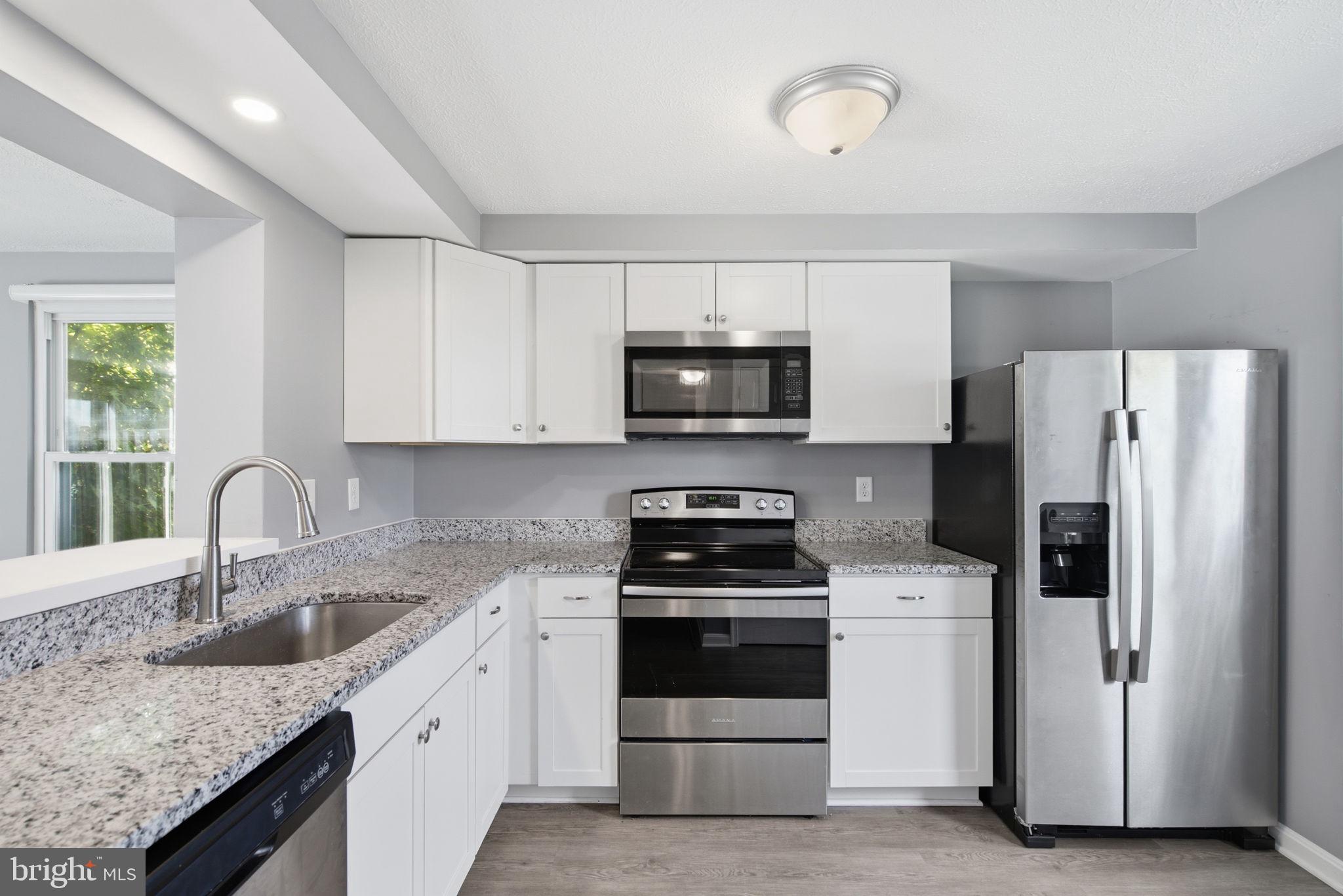 HILLCREST ORCHARDS - Residential