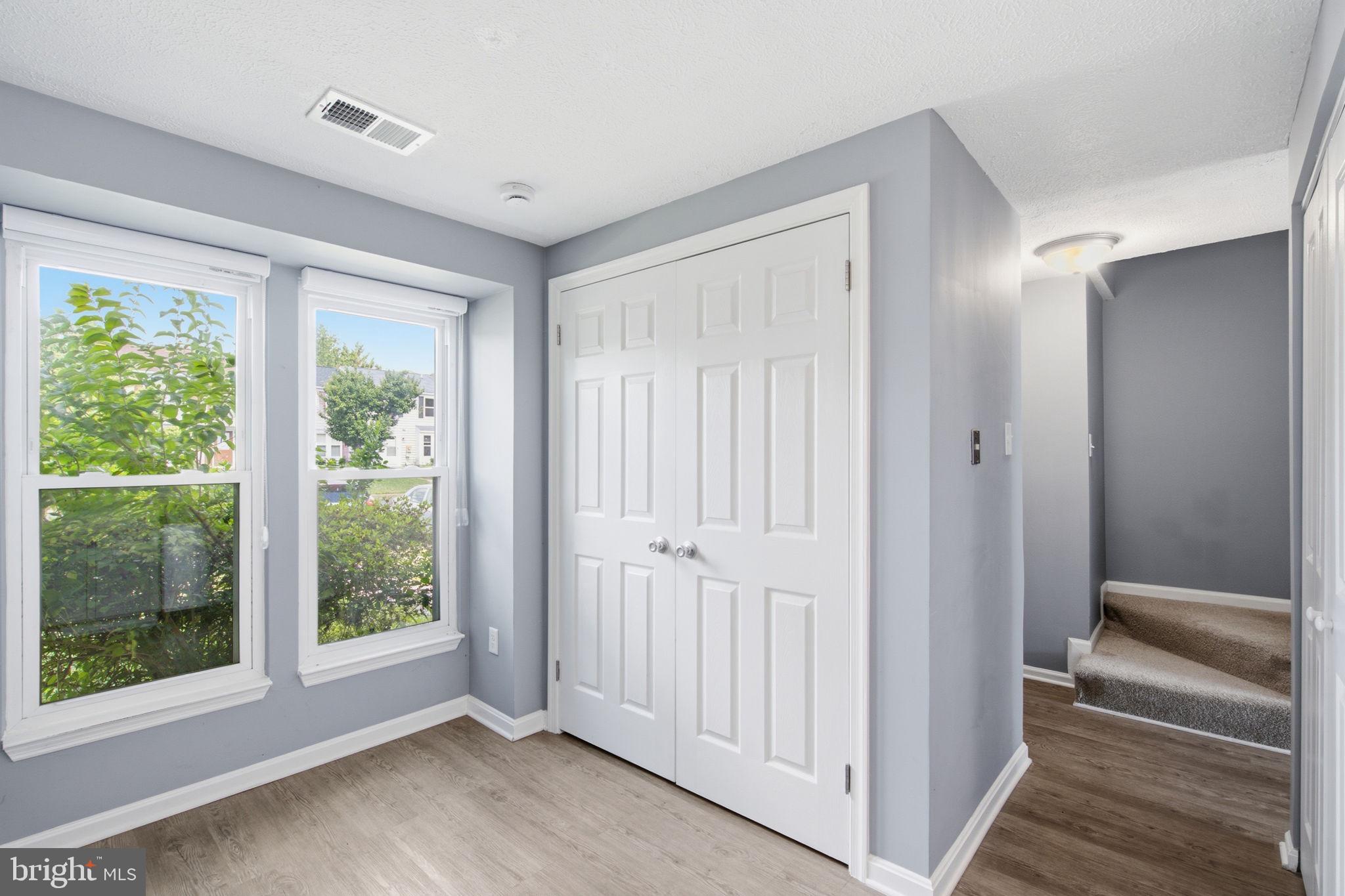 HILLCREST ORCHARDS - Residential