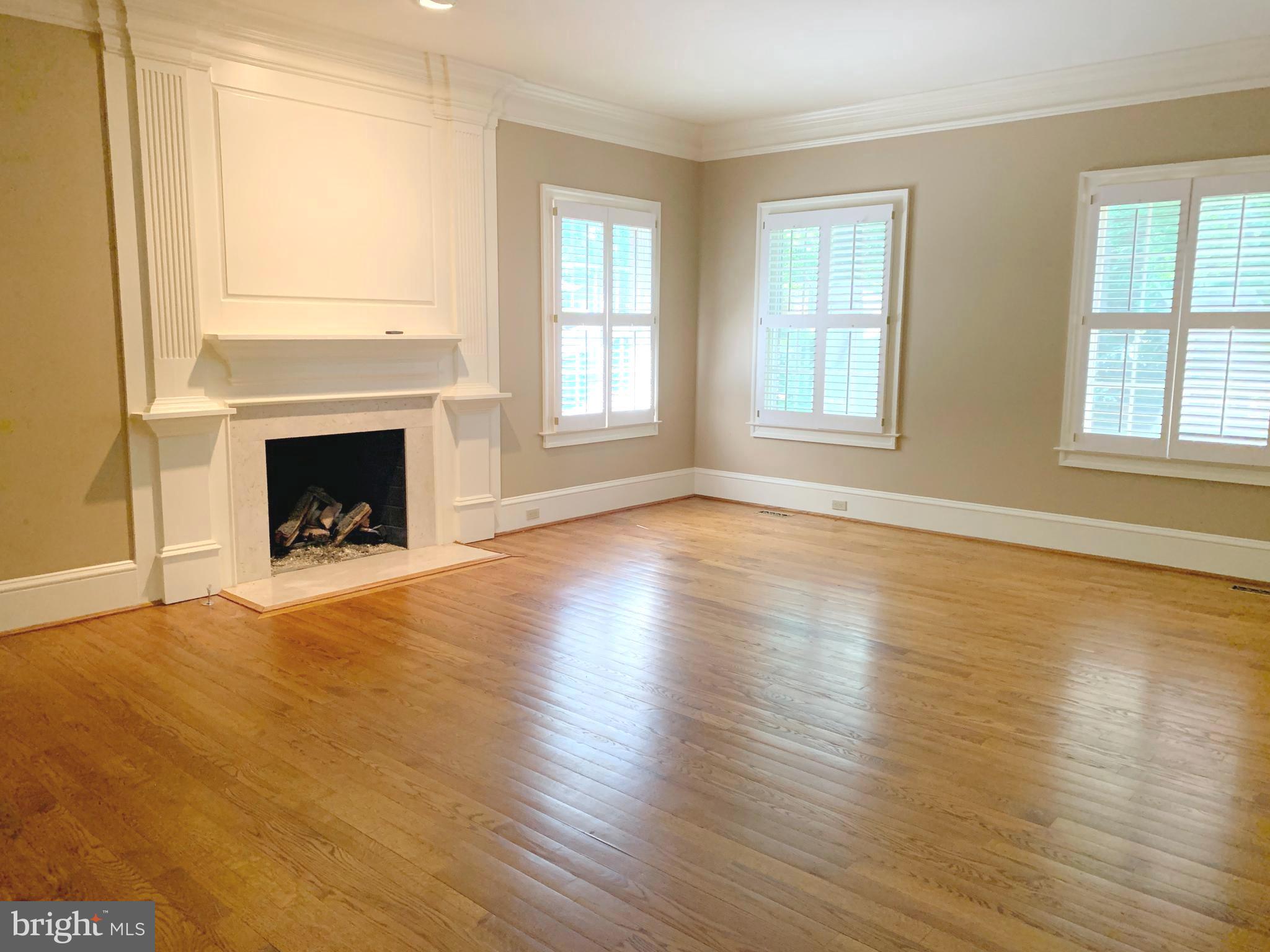 EATON PARK - Residential
