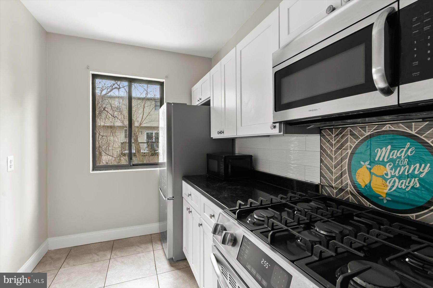 HARTFORD THAYER CONDOMINIUM APARTMENTS - Residential