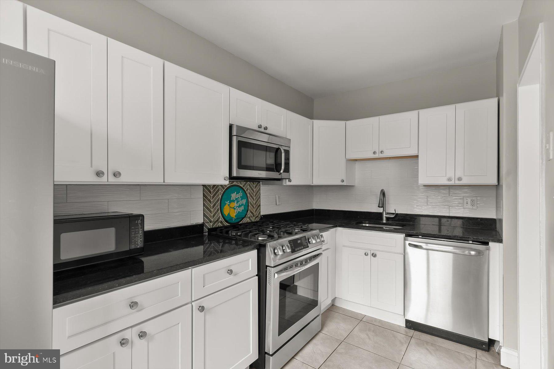 HARTFORD THAYER CONDOMINIUM APARTMENTS - Residential
