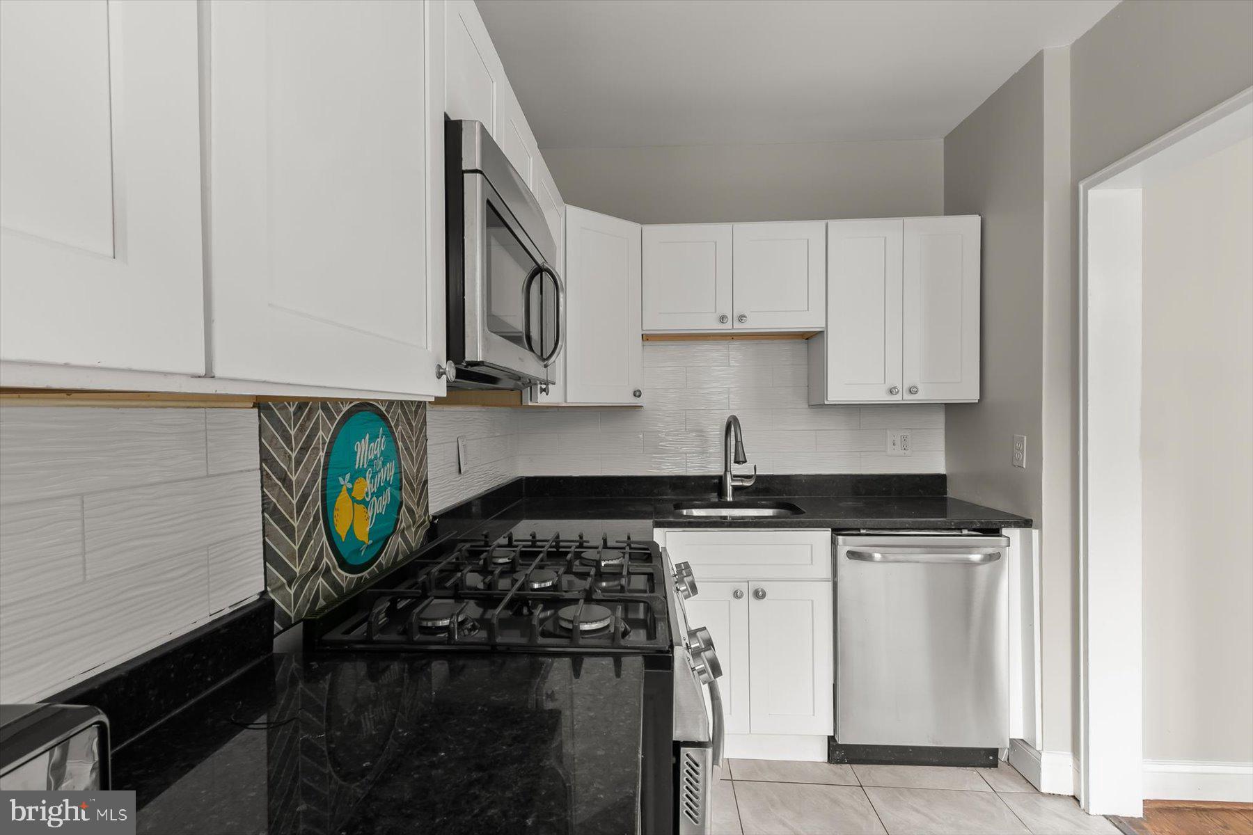 HARTFORD THAYER CONDOMINIUM APARTMENTS - Residential