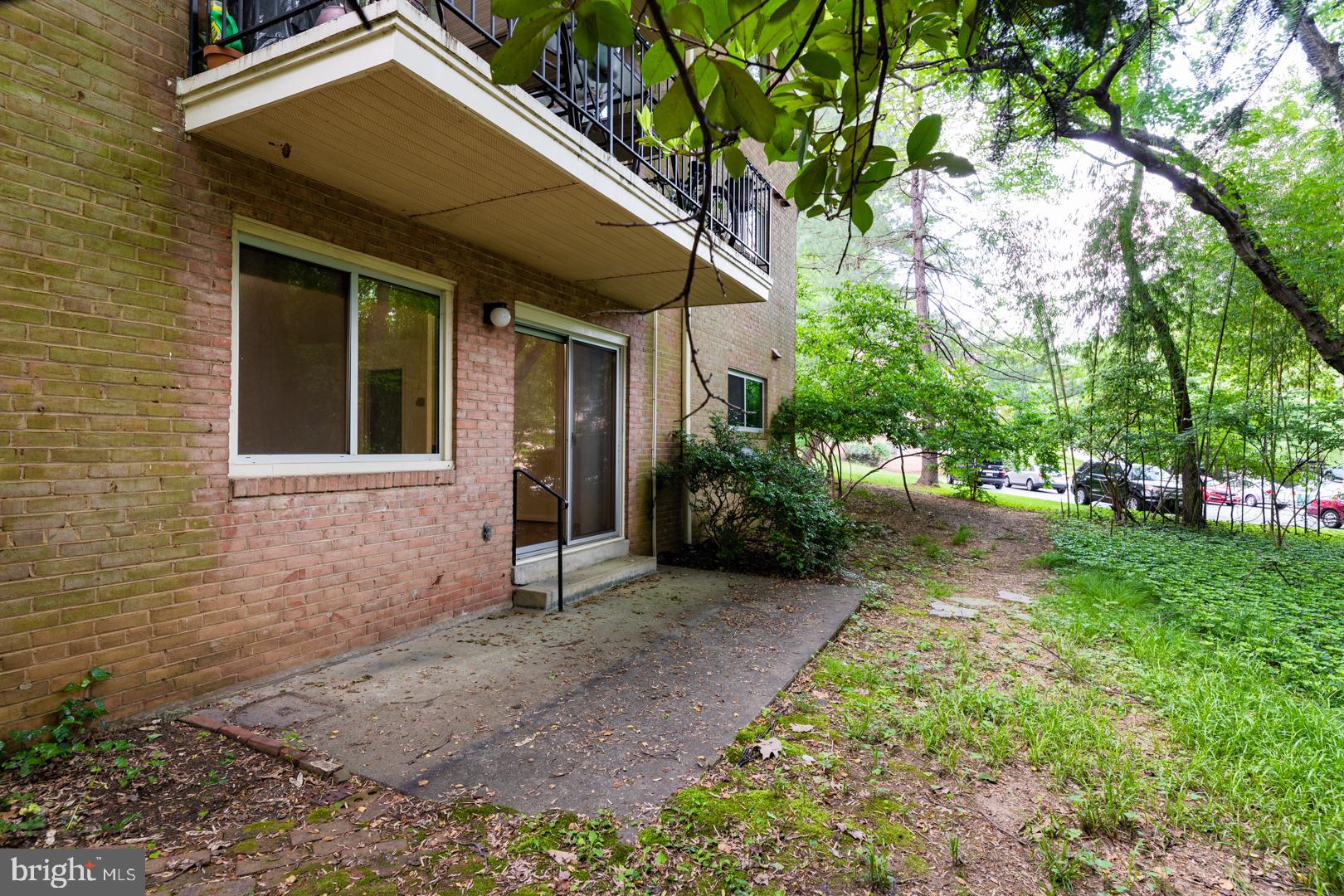 PARKSIDE CONDOMINIUMS - Residential