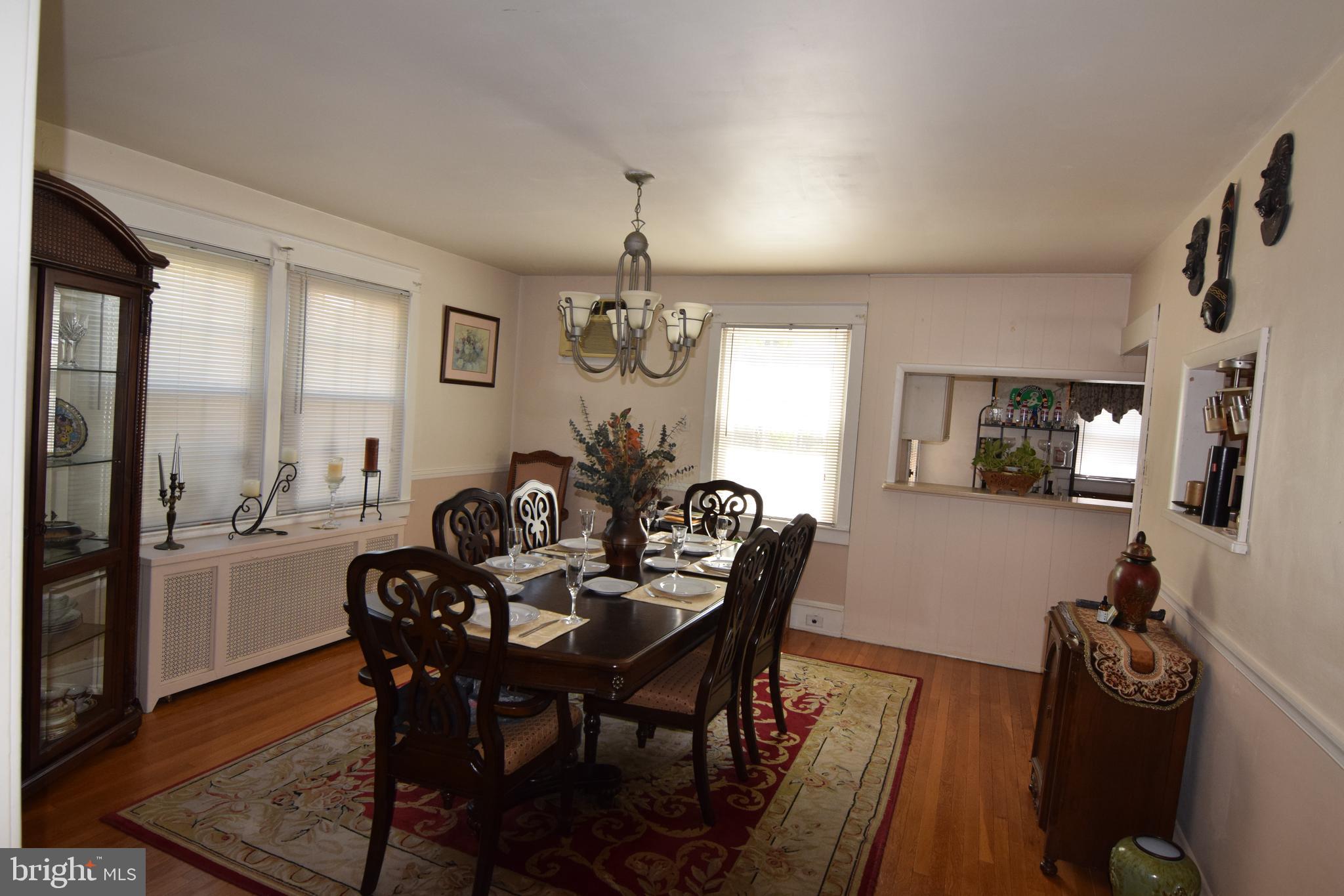 GLADSTONE MANOR - Residential