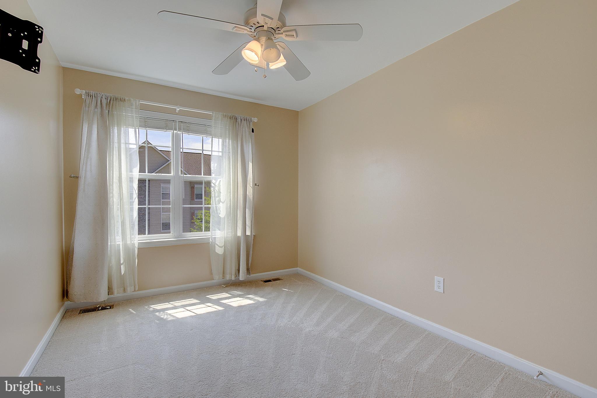 PRINCE FREDERICK CROSSING - Residential
