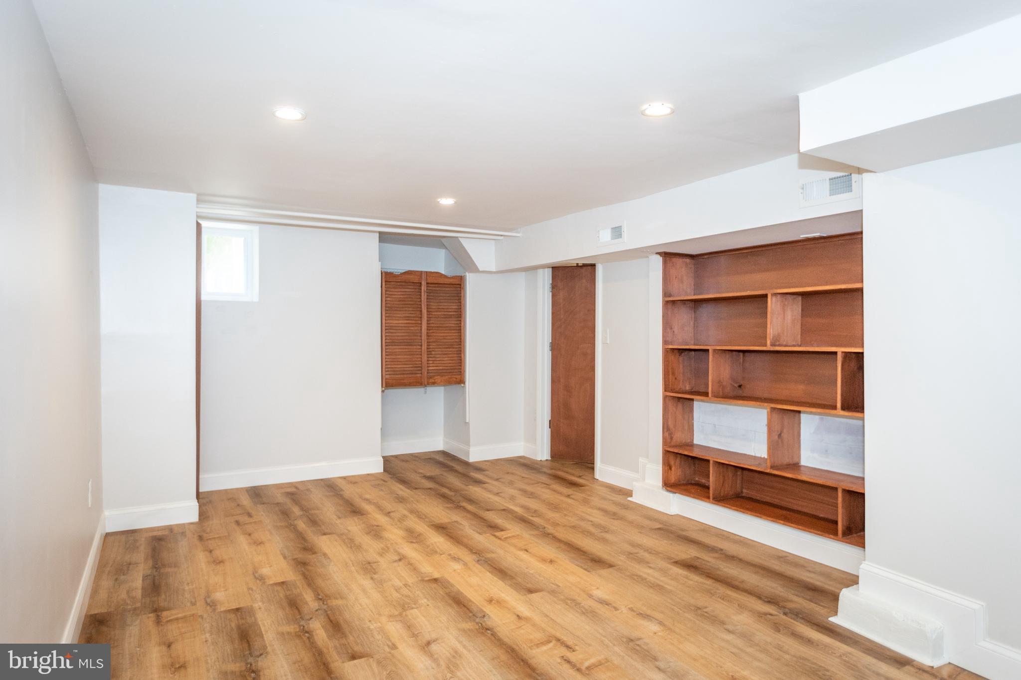 WYMAN PARK HAMPDEN - Residential