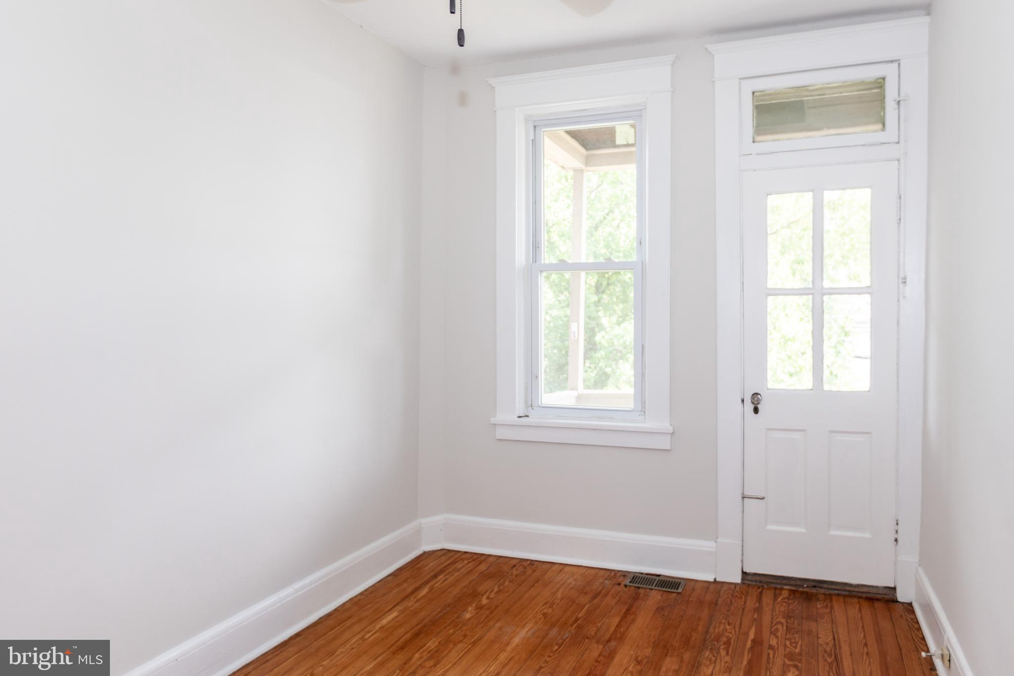 WYMAN PARK HAMPDEN - Residential