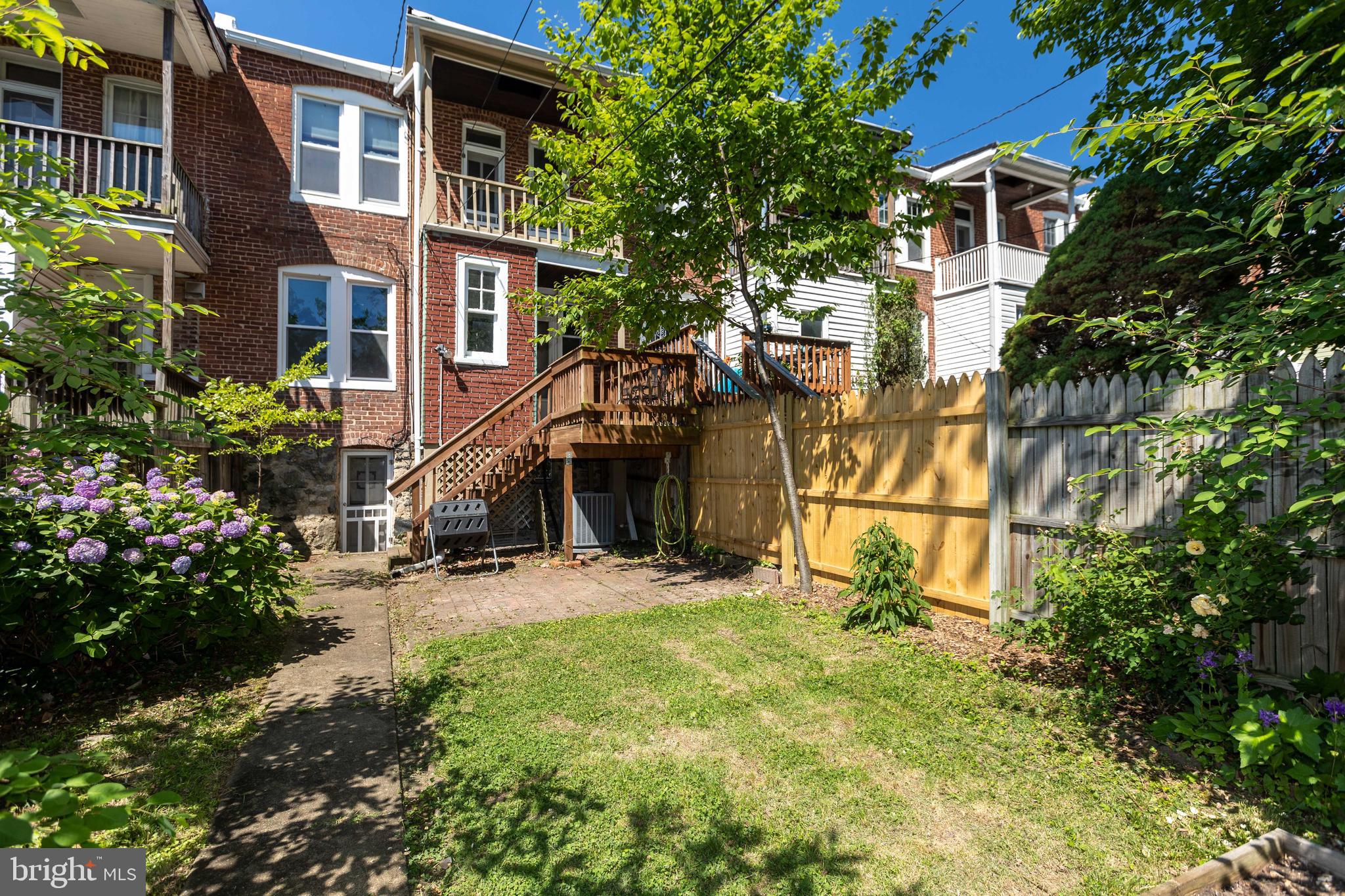 WYMAN PARK HAMPDEN - Residential