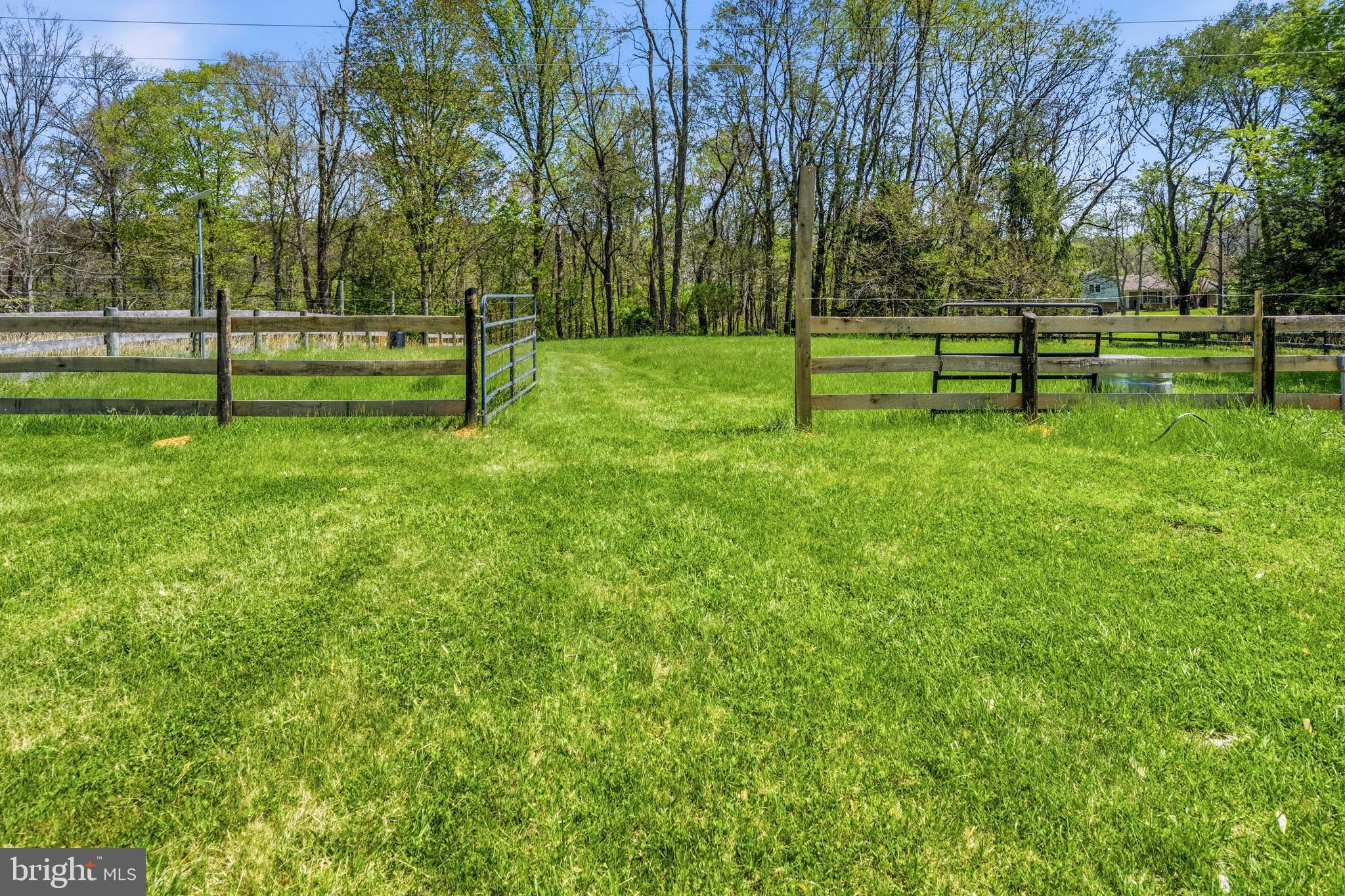 HOUGH - Residential