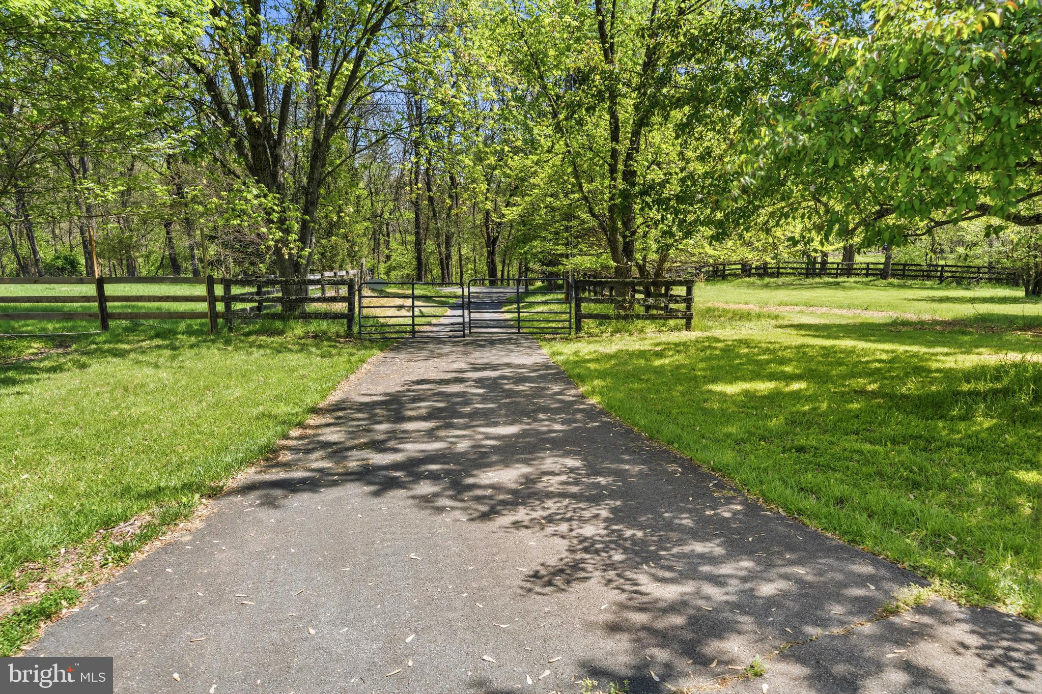 HOUGH - Residential
