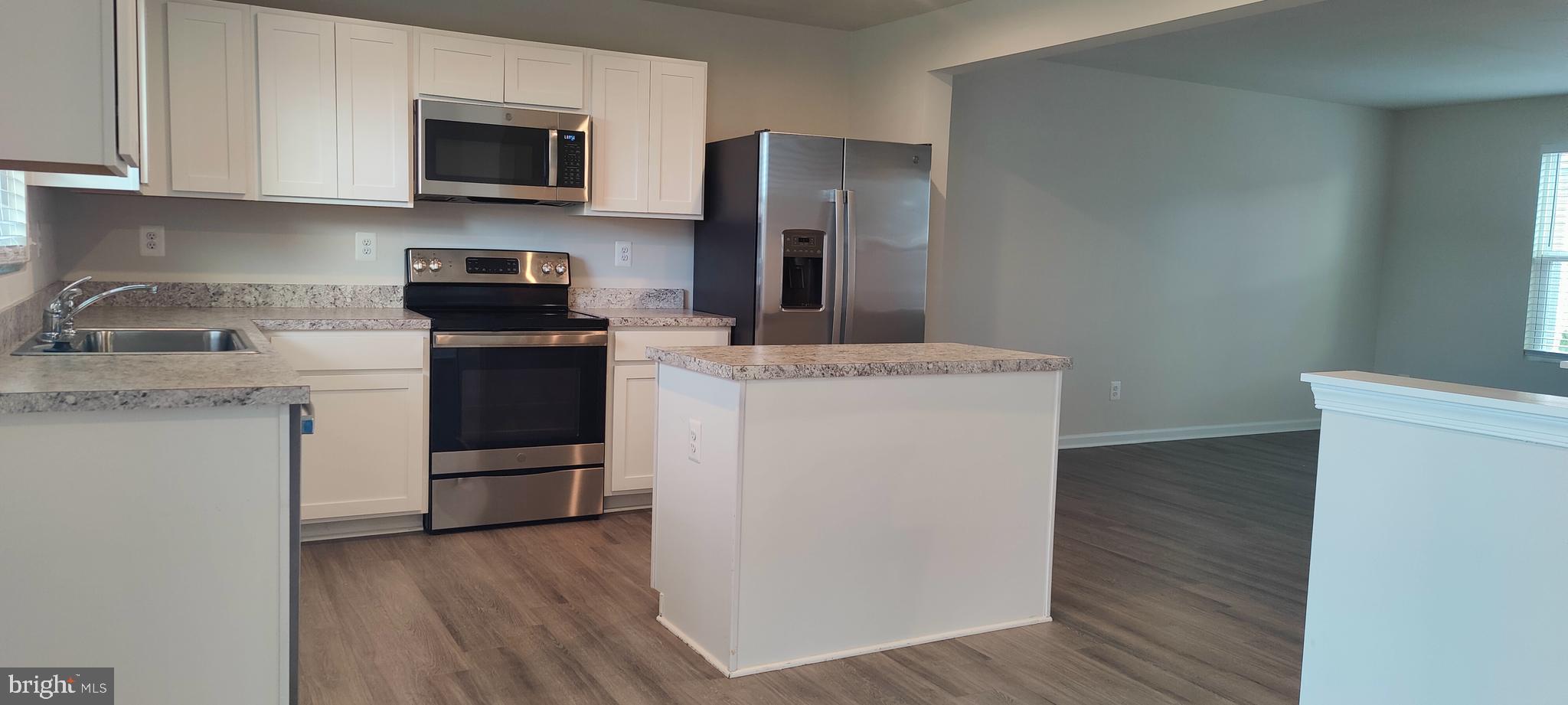 HYETTS CROSSING - Residential