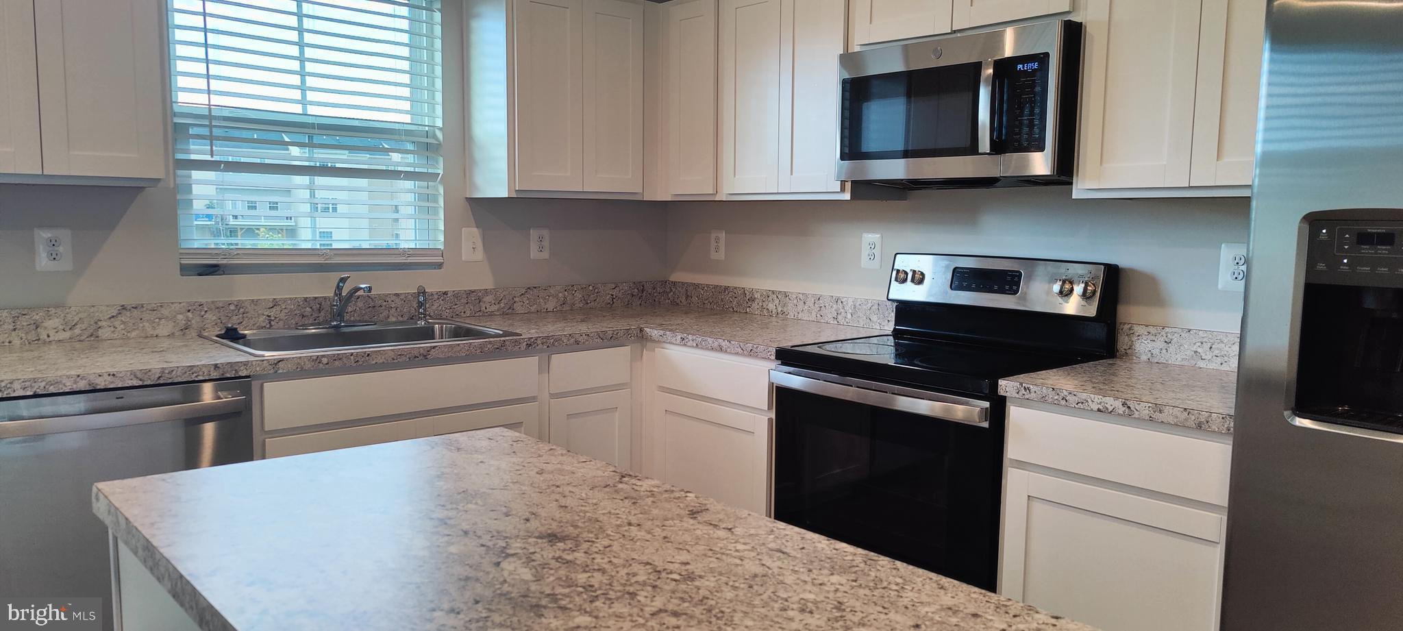 HYETTS CROSSING - Residential