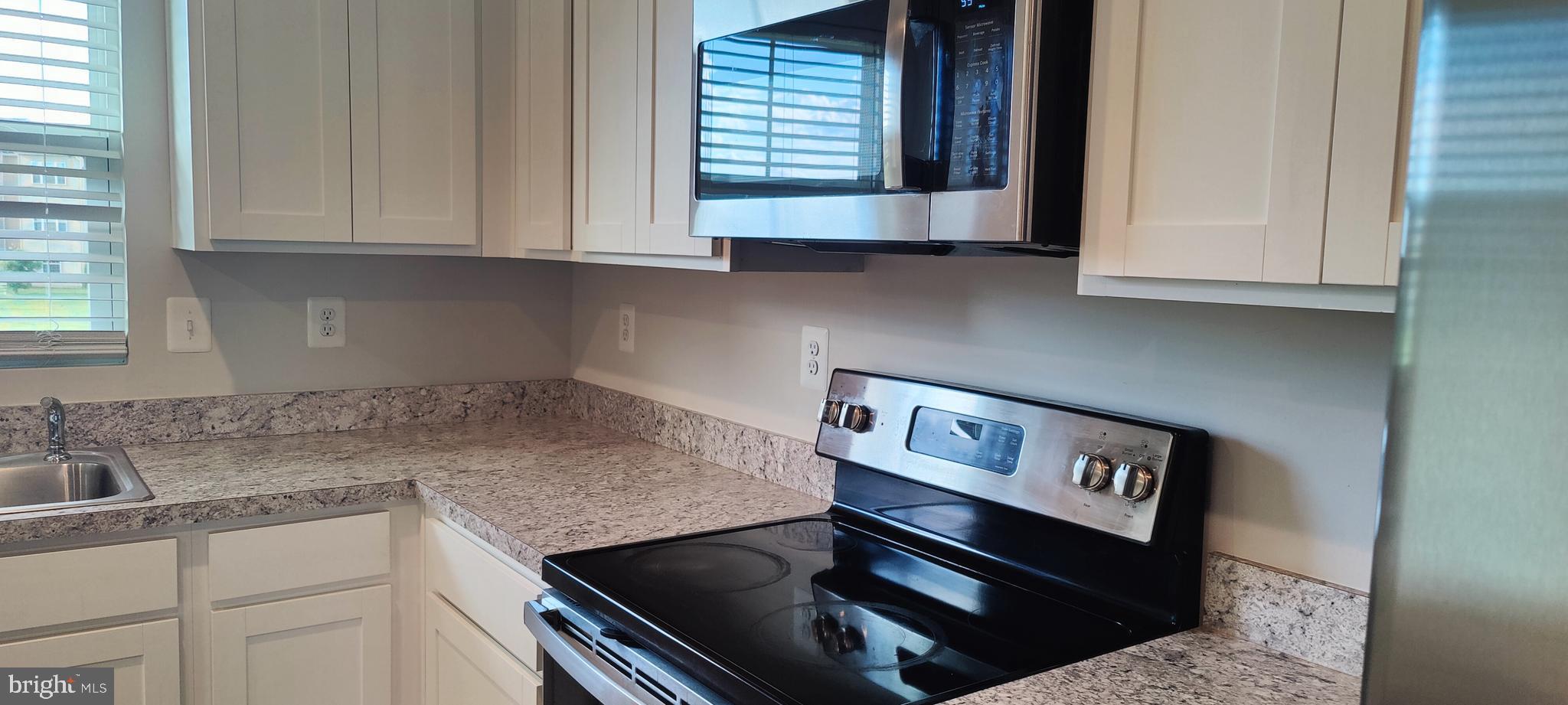 HYETTS CROSSING - Residential
