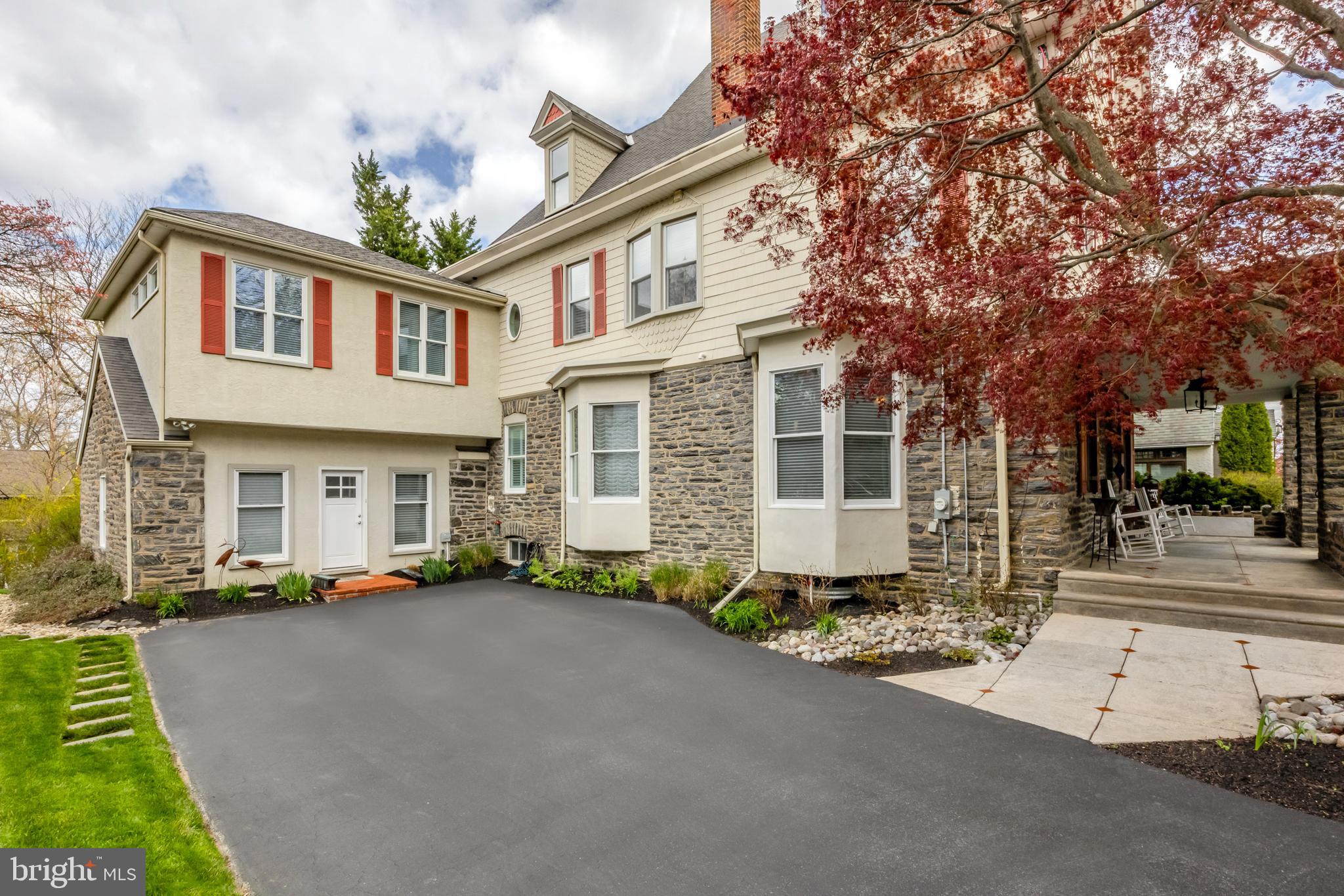 LLANERCH - Residential