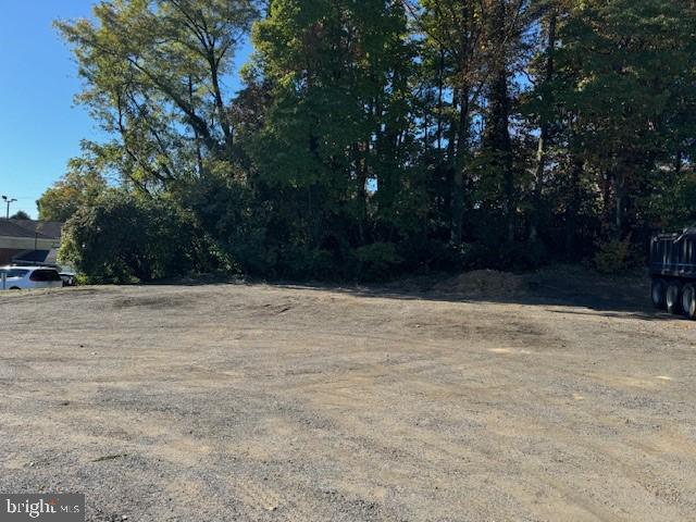 COLESVILLE OUTSIDE - Land