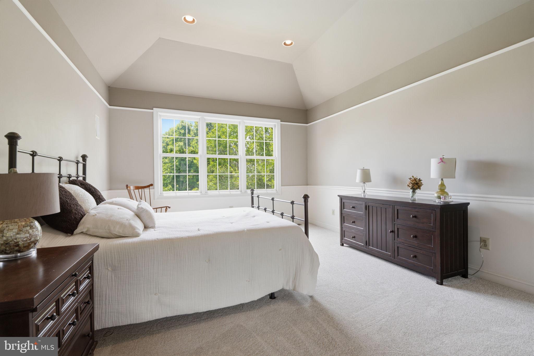 ESTATES AT FARAWAY FARMS - Residential