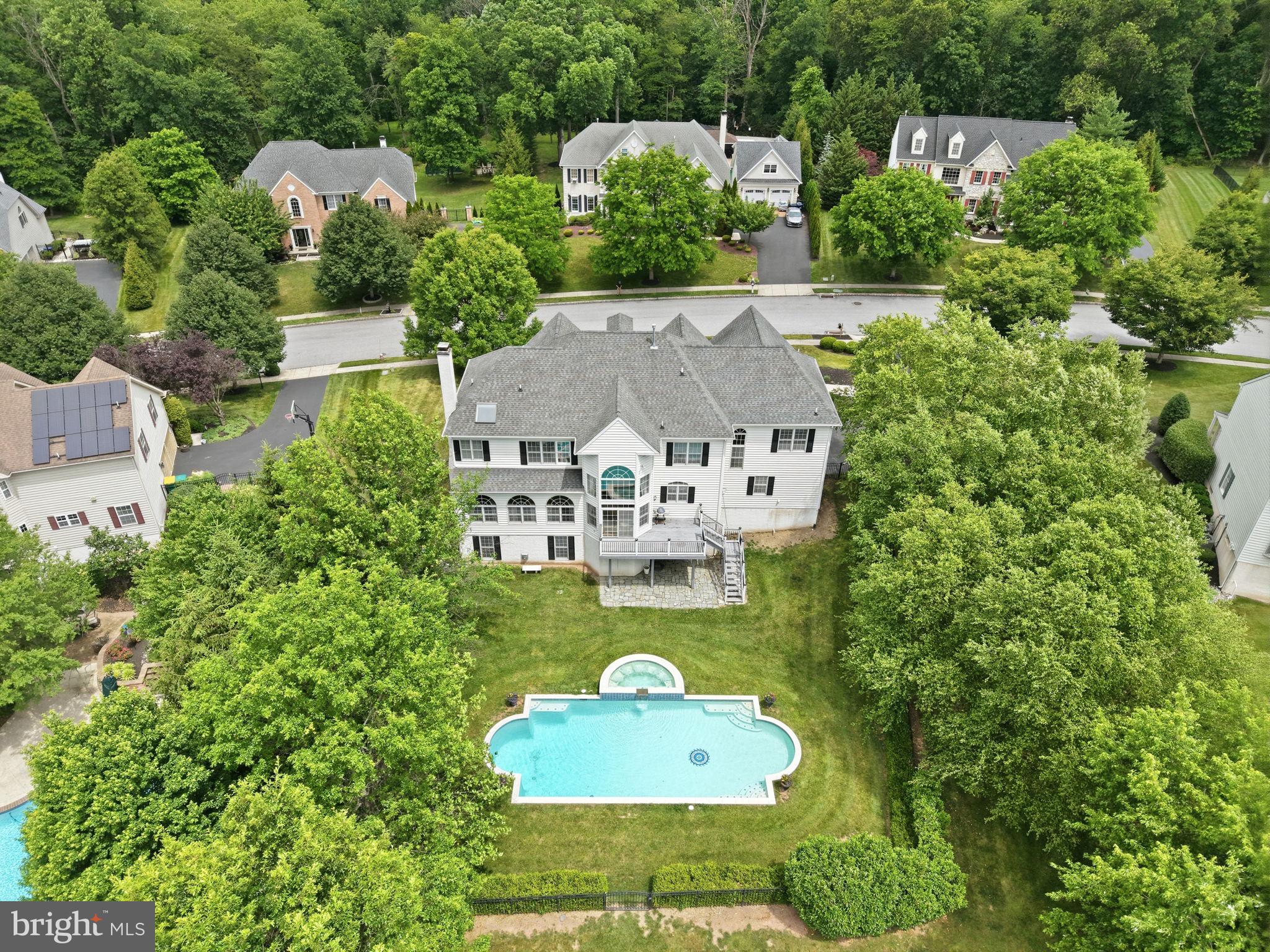 ESTATES AT FARAWAY FARMS - Residential