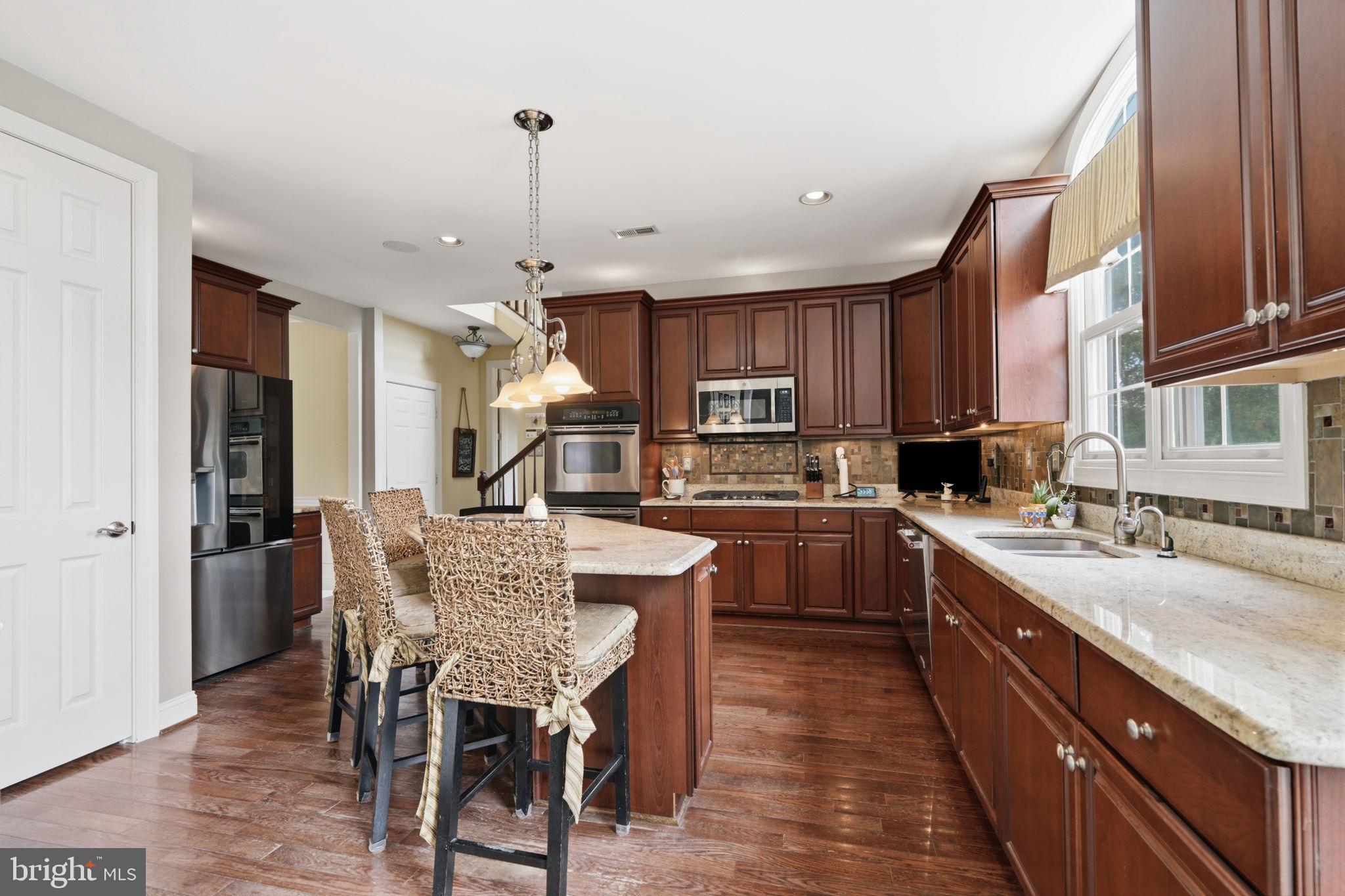 ESTATES AT FARAWAY FARMS - Residential