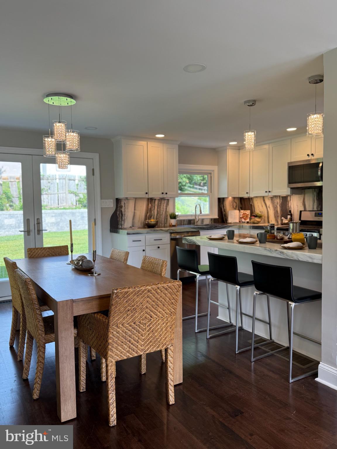 LAWRENCE PARK - Residential