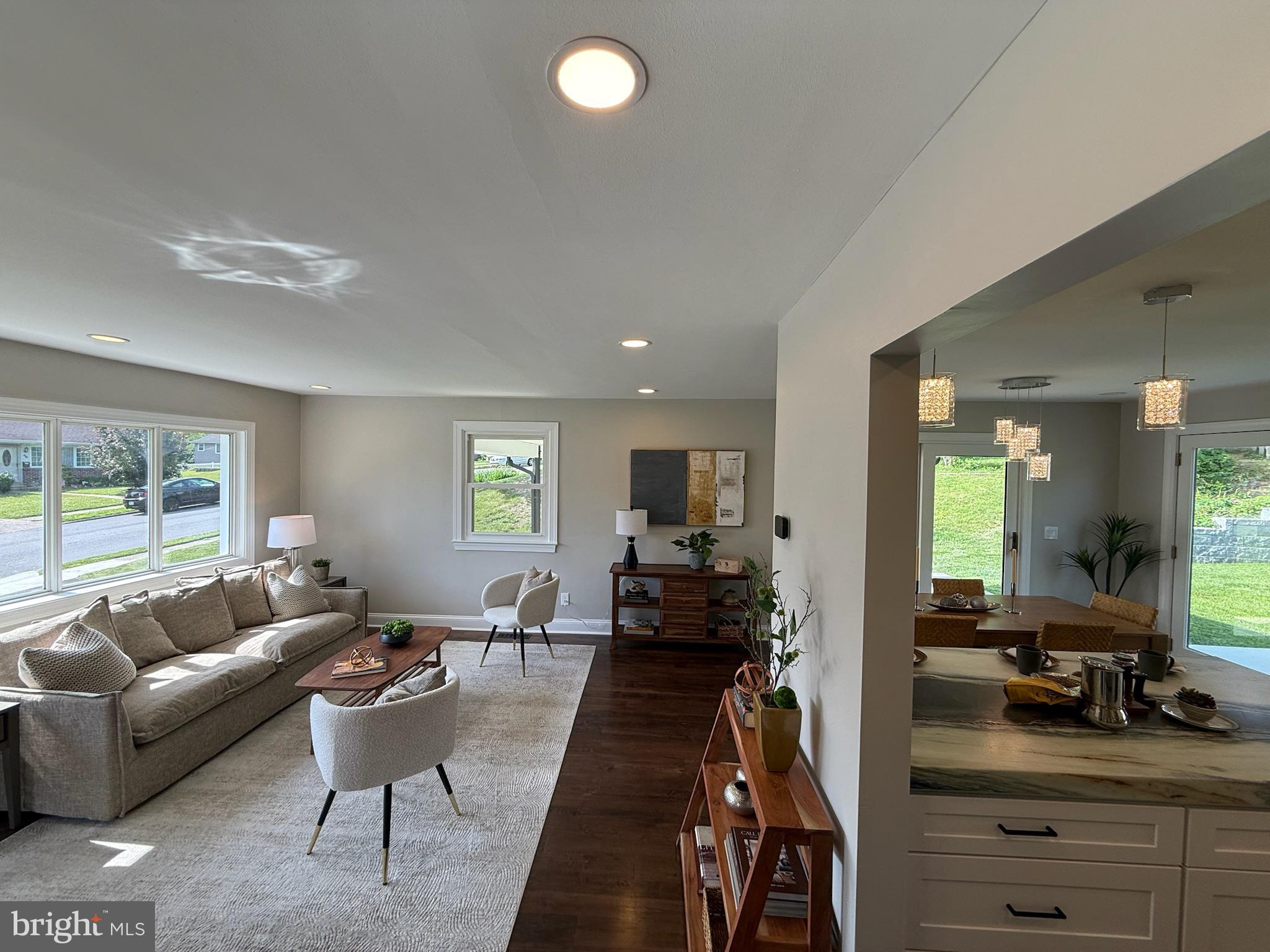 LAWRENCE PARK - Residential