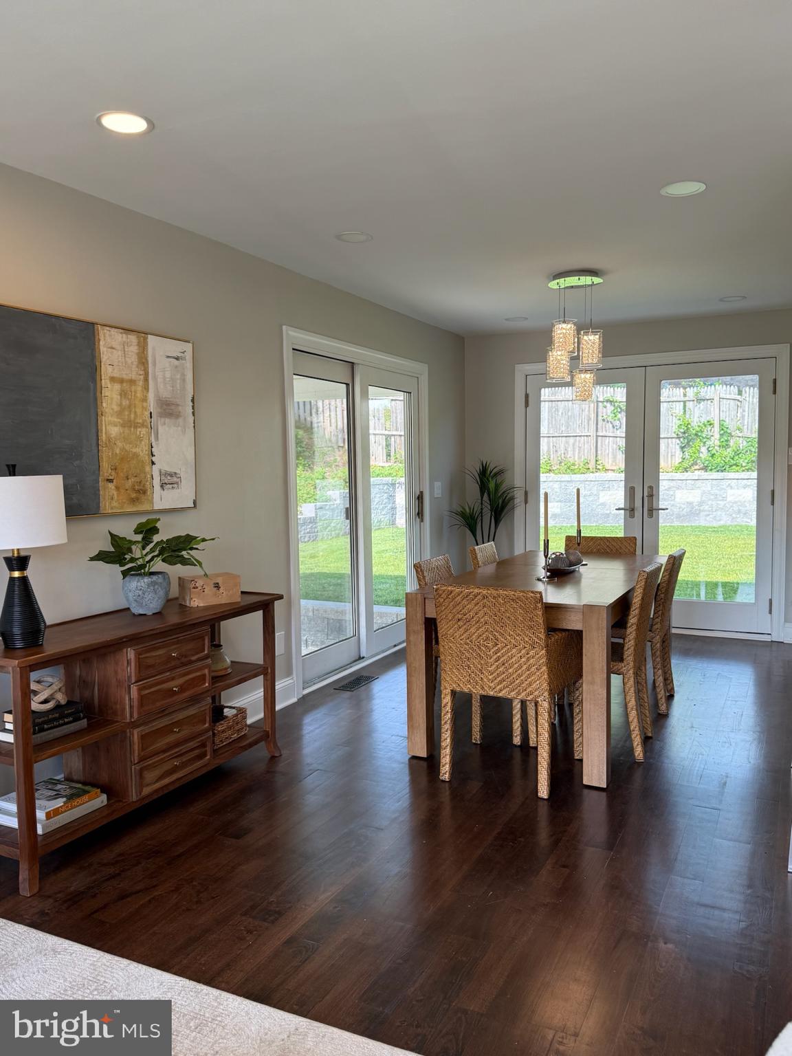 LAWRENCE PARK - Residential