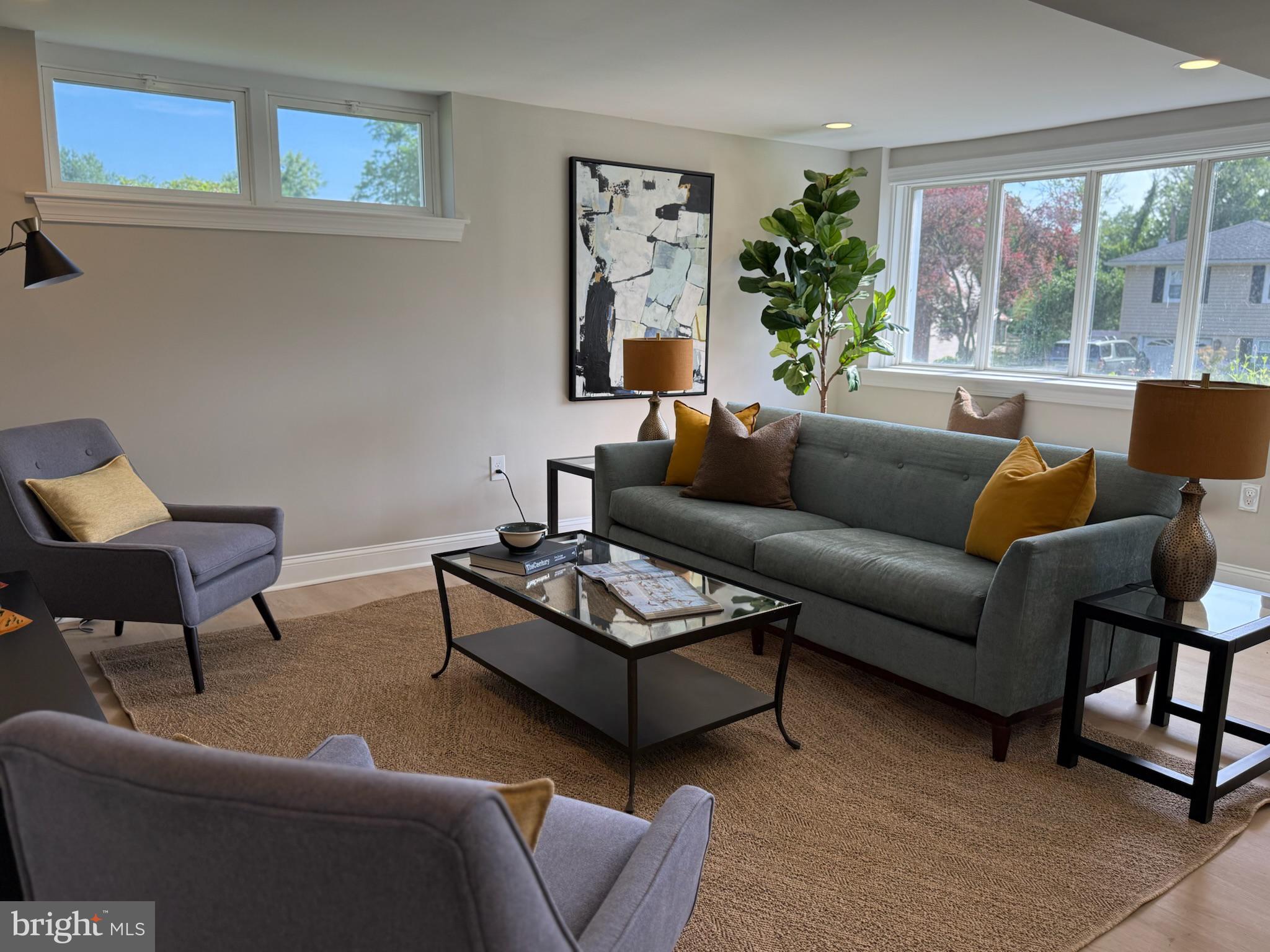 LAWRENCE PARK - Residential