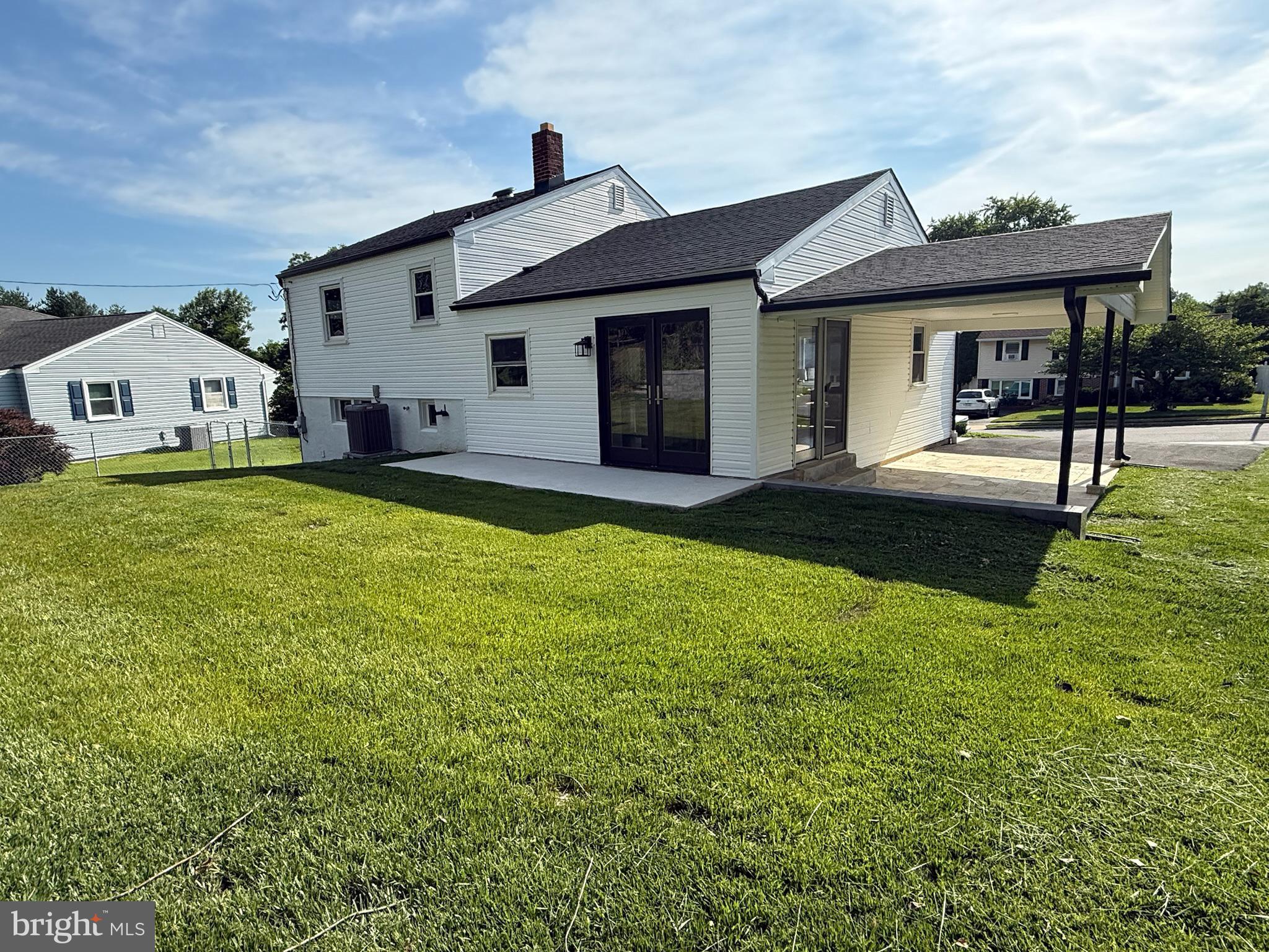 LAWRENCE PARK - Residential