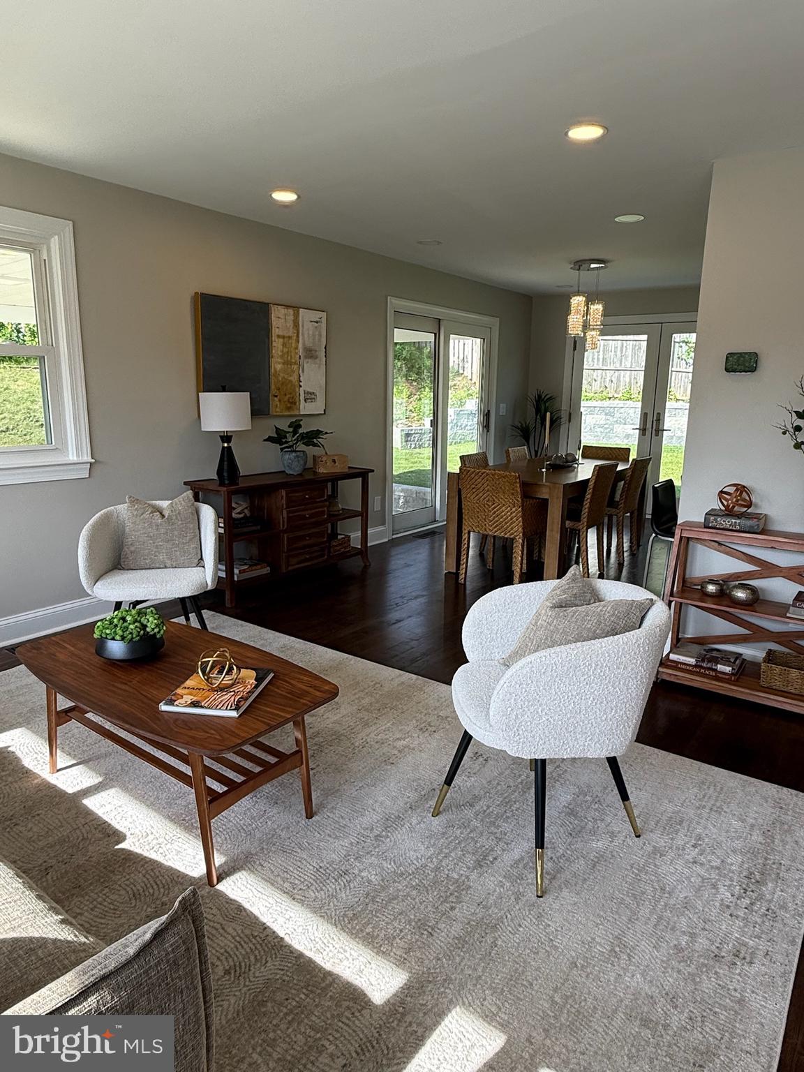 LAWRENCE PARK - Residential