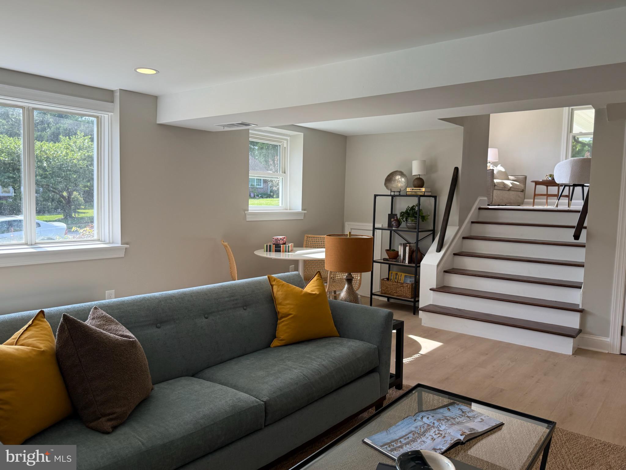 LAWRENCE PARK - Residential