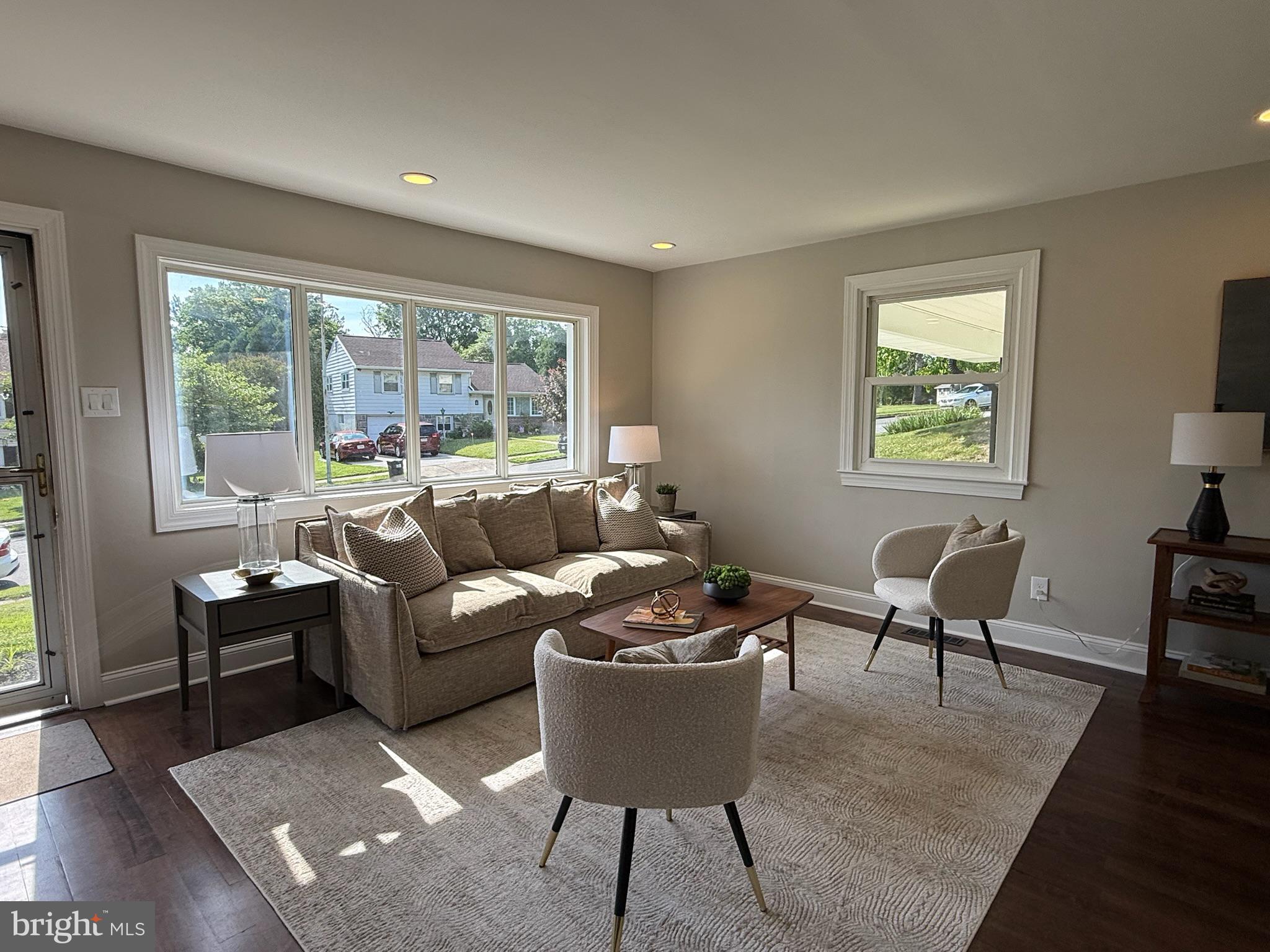 LAWRENCE PARK - Residential