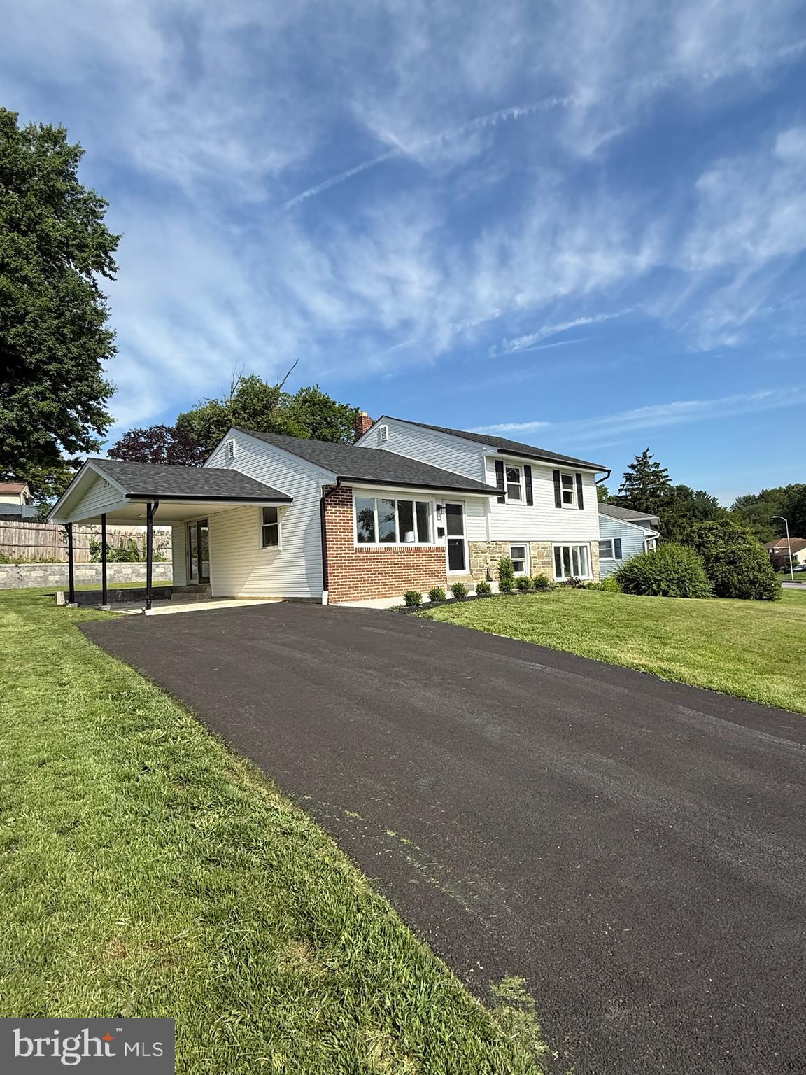 LAWRENCE PARK - Residential